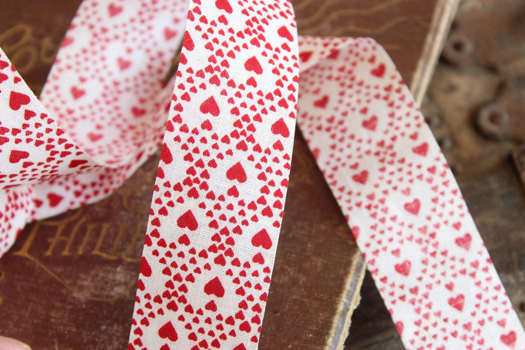 Vintage 1980s 1990s Offray Heart Ribbon Trim, 1 .5 Inch Wide 47" long