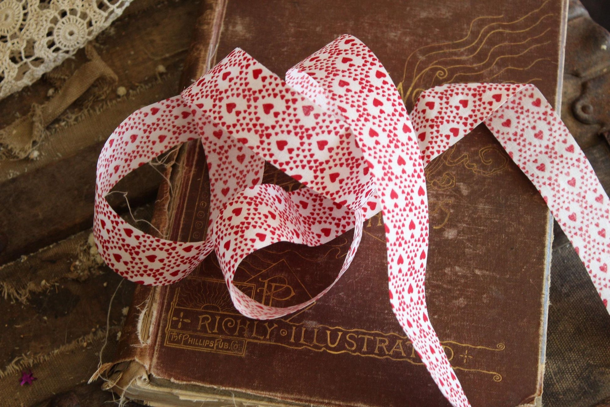 Vintage 1980s 1990s Offray Heart Ribbon Trim, 1 .5 Inch Wide 47" long
