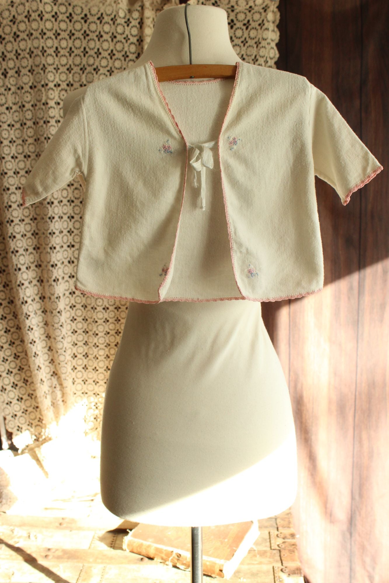 Vintage 1950s Baby Bed Jacket With Floral Embroidery