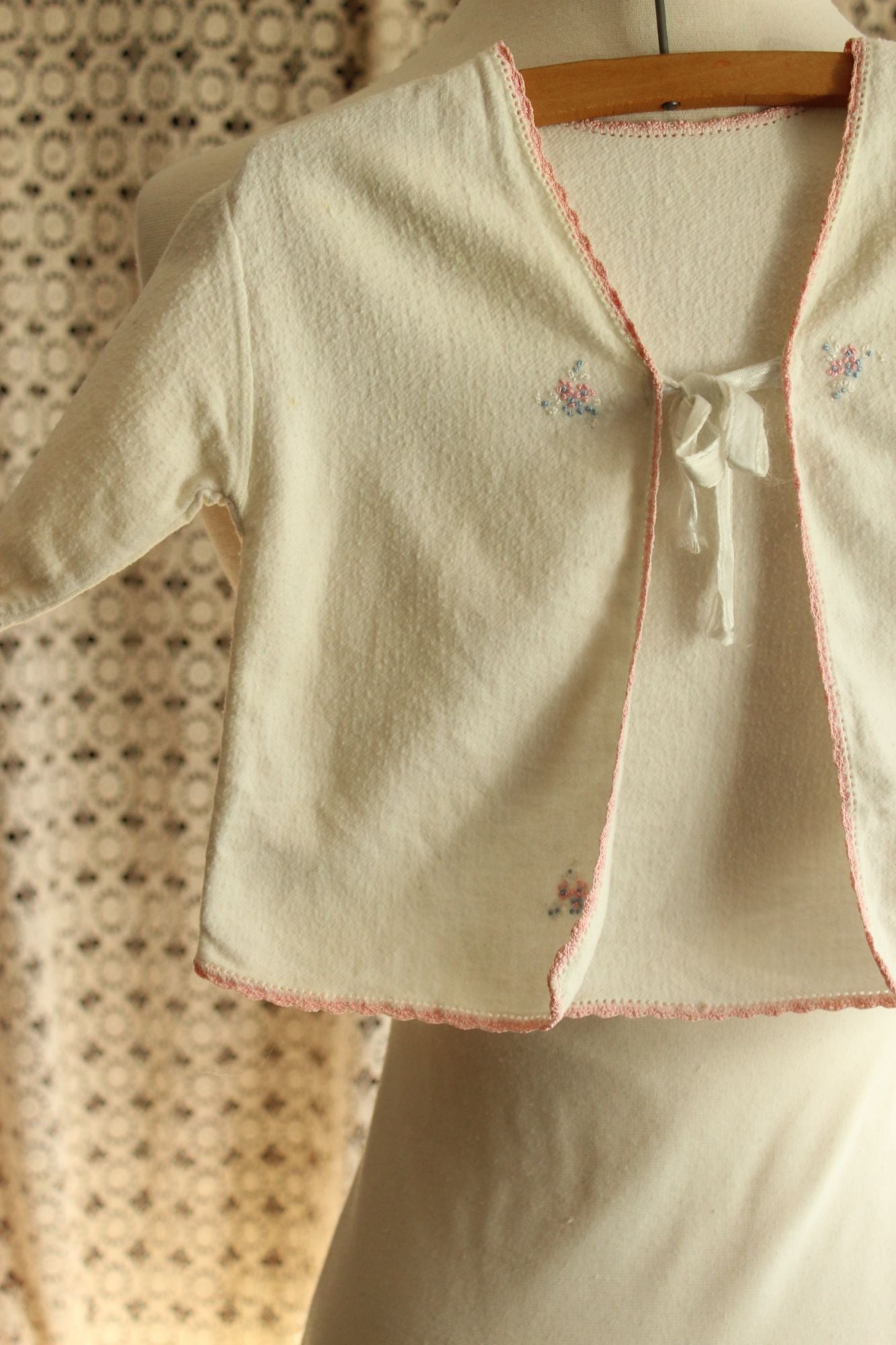 Vintage 1950s Baby Bed Jacket With Floral Embroidery