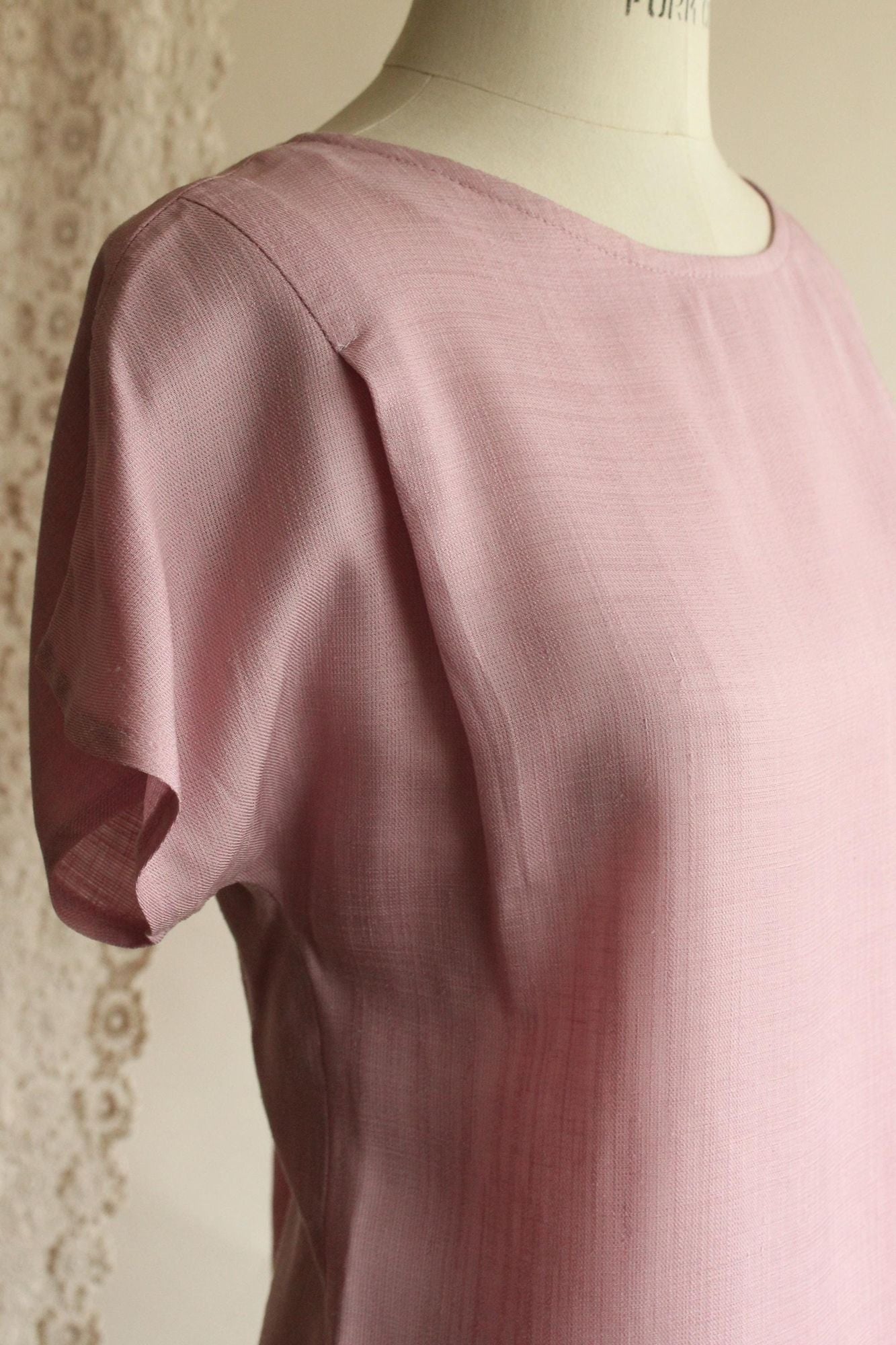 Vintage 1980s Campus Casuals Pink Woven Top