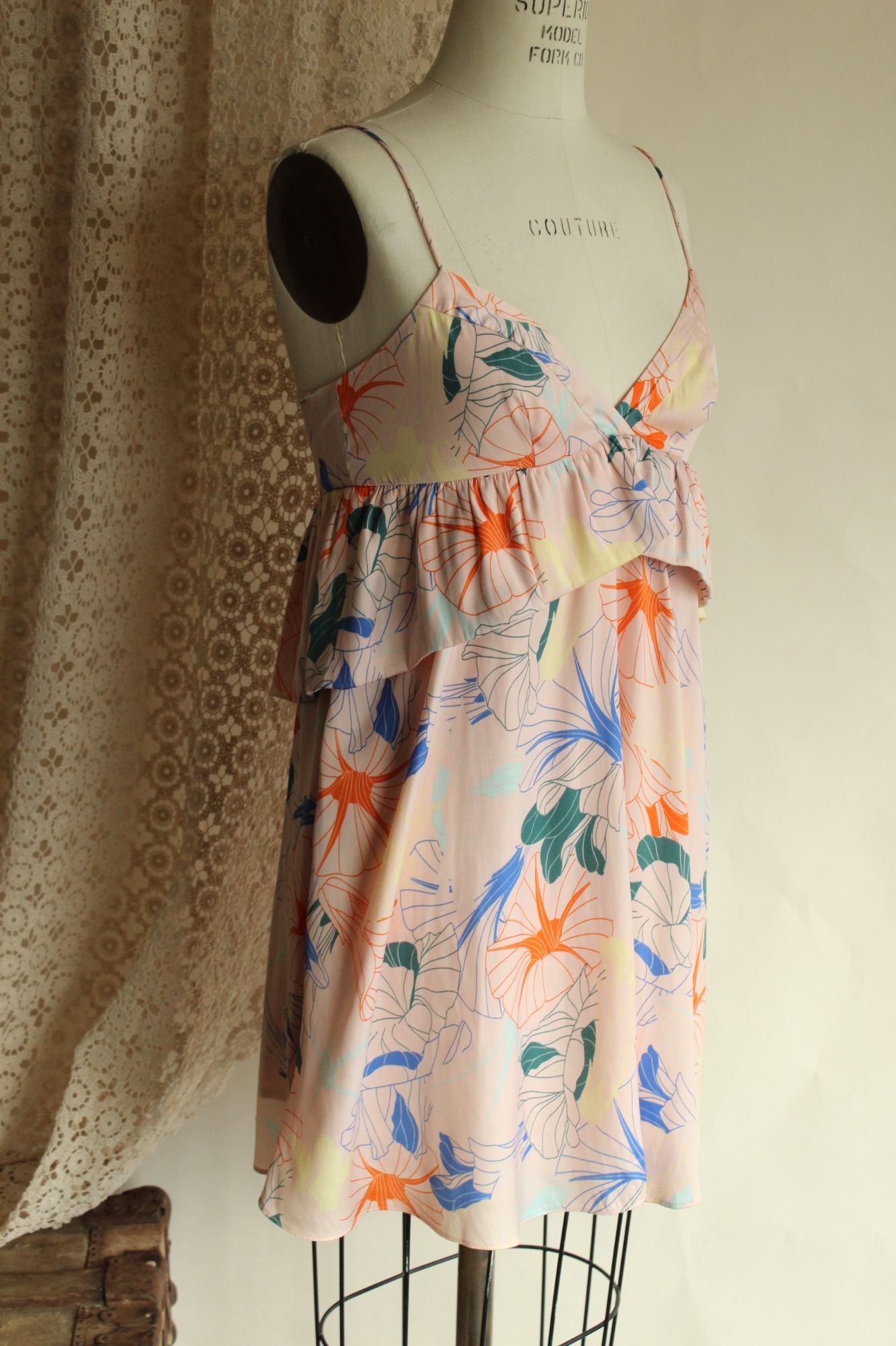 Alice & UO, Anthropologie, Heaven Ruffle Dress, Size 2, Babydoll style