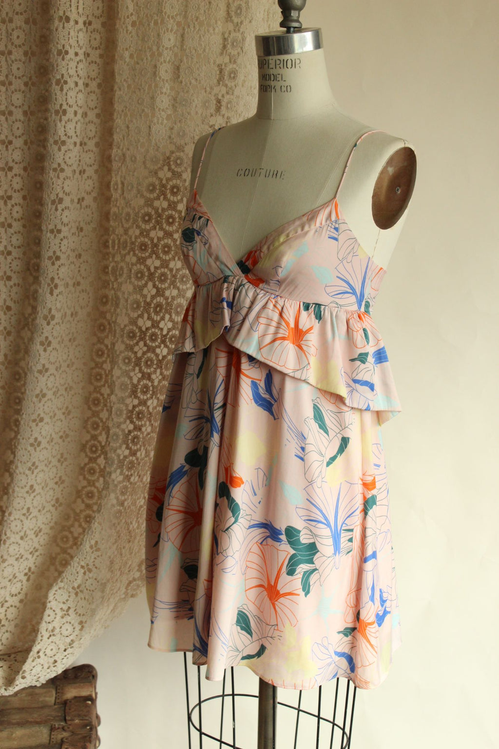 Alice & UO, Anthropologie, Heaven Ruffle Dress, Size 2, Babydoll style