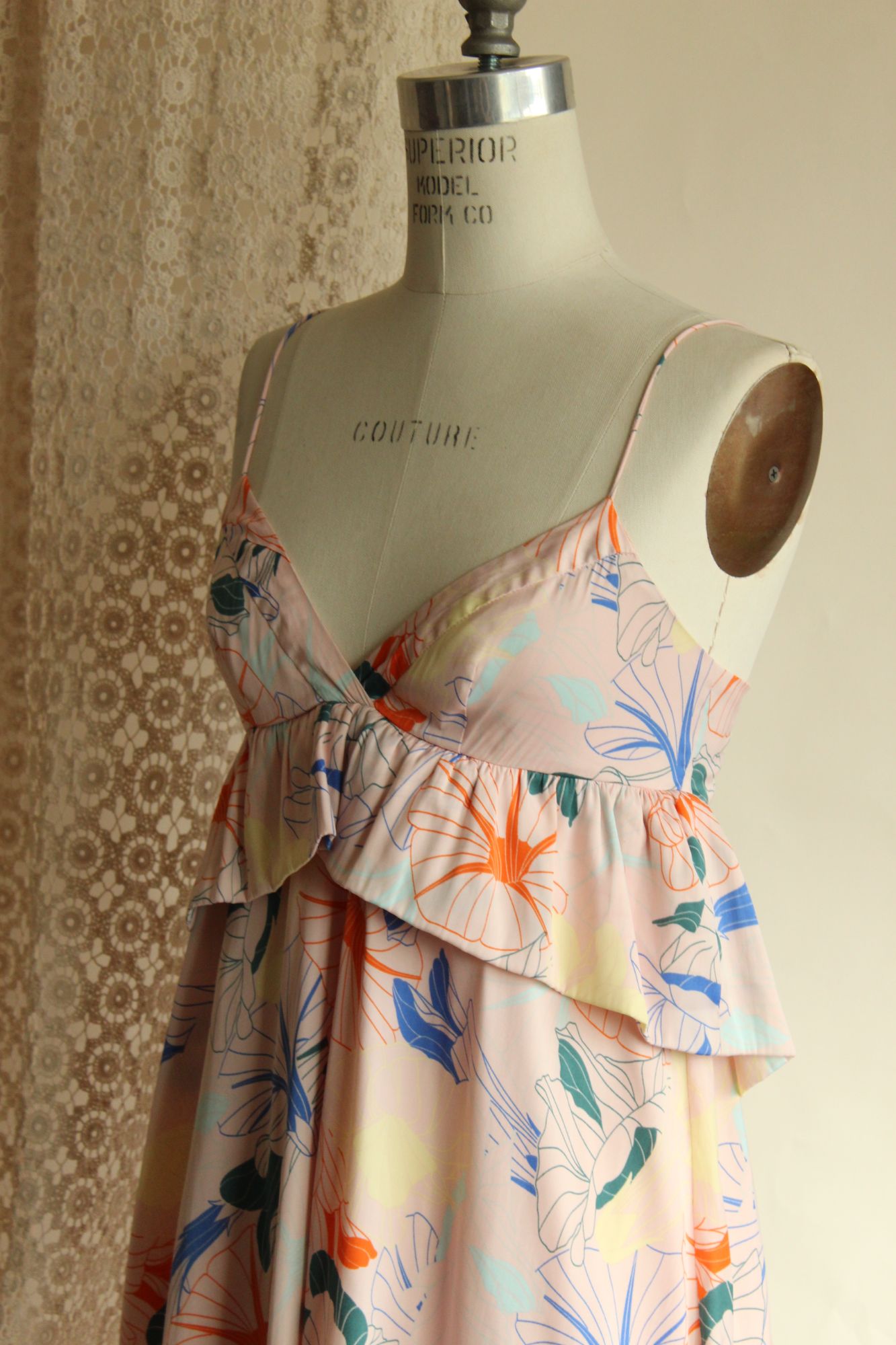 Alice & UO, Anthropologie, Heaven Ruffle Dress, Size 2, Babydoll style