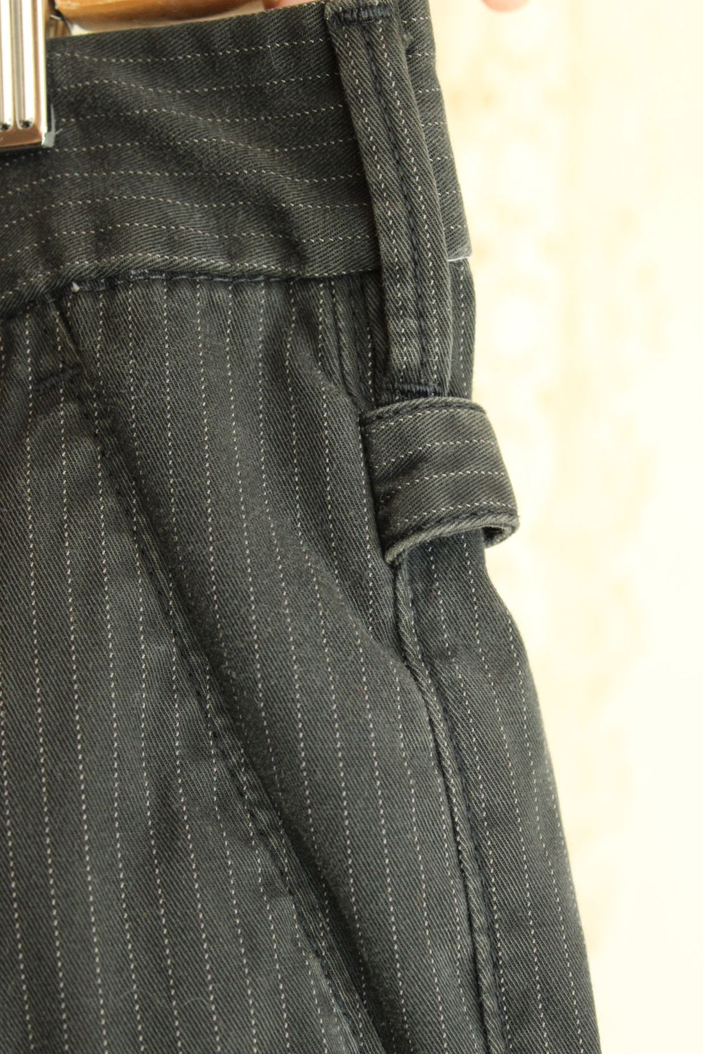 Mens Express ROCCO Pinstripe Pants 32x30 Slim Fit Low Rise Straight Leg Gray