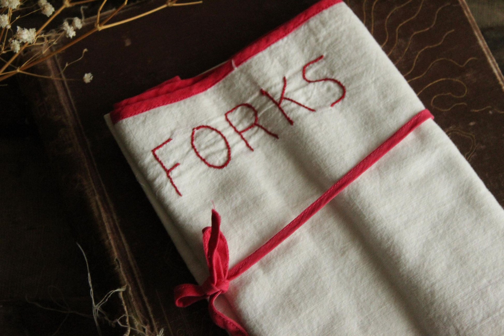 Vintage 1950s White And Red Fork Pocket