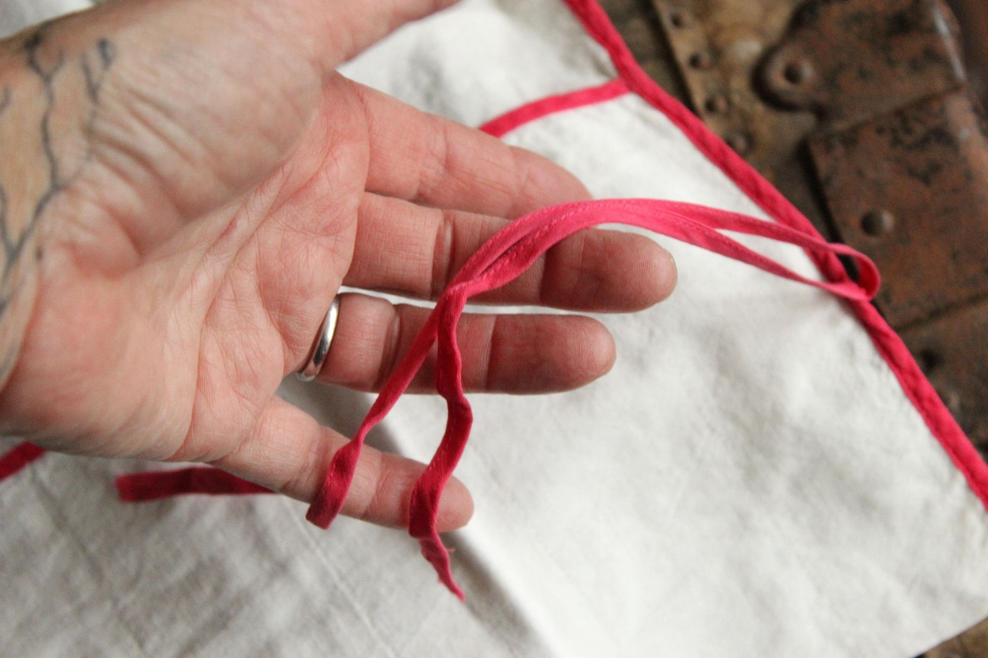 Vintage 1950s White And Red Fork Pocket