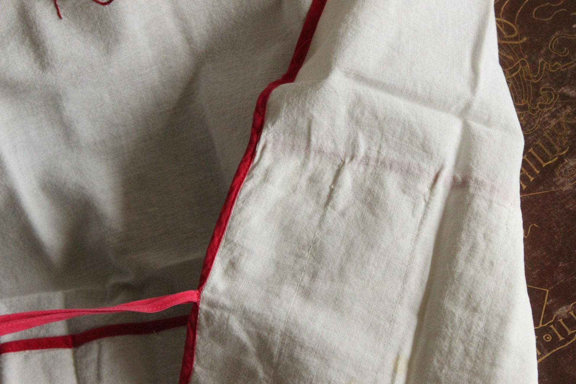 Vintage 1950s White And Red Fork Pocket