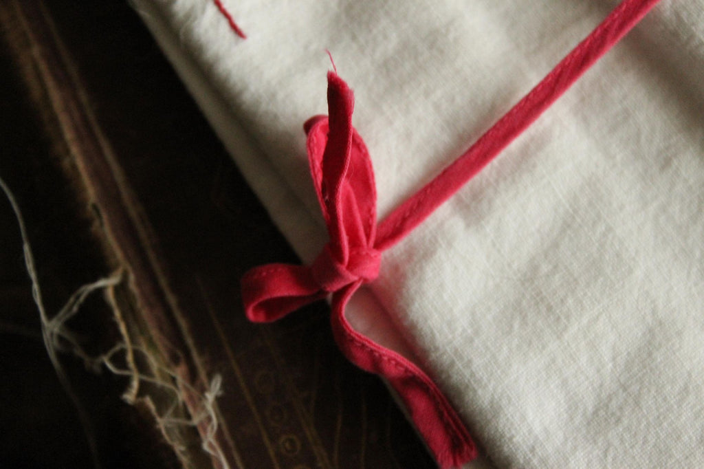 Vintage 1950s White And Red Fork Pocket