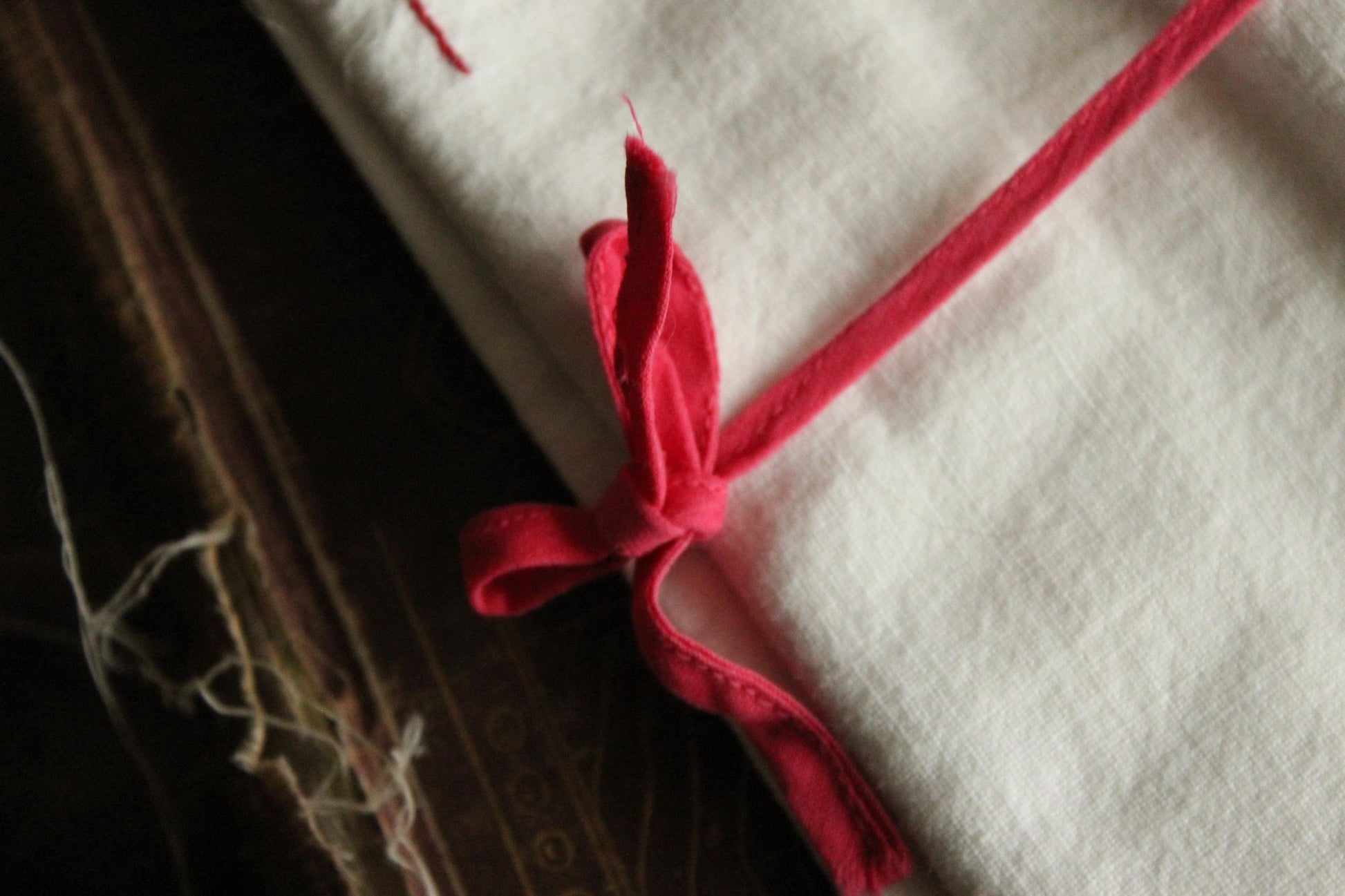 Vintage 1950s White And Red Fork Pocket