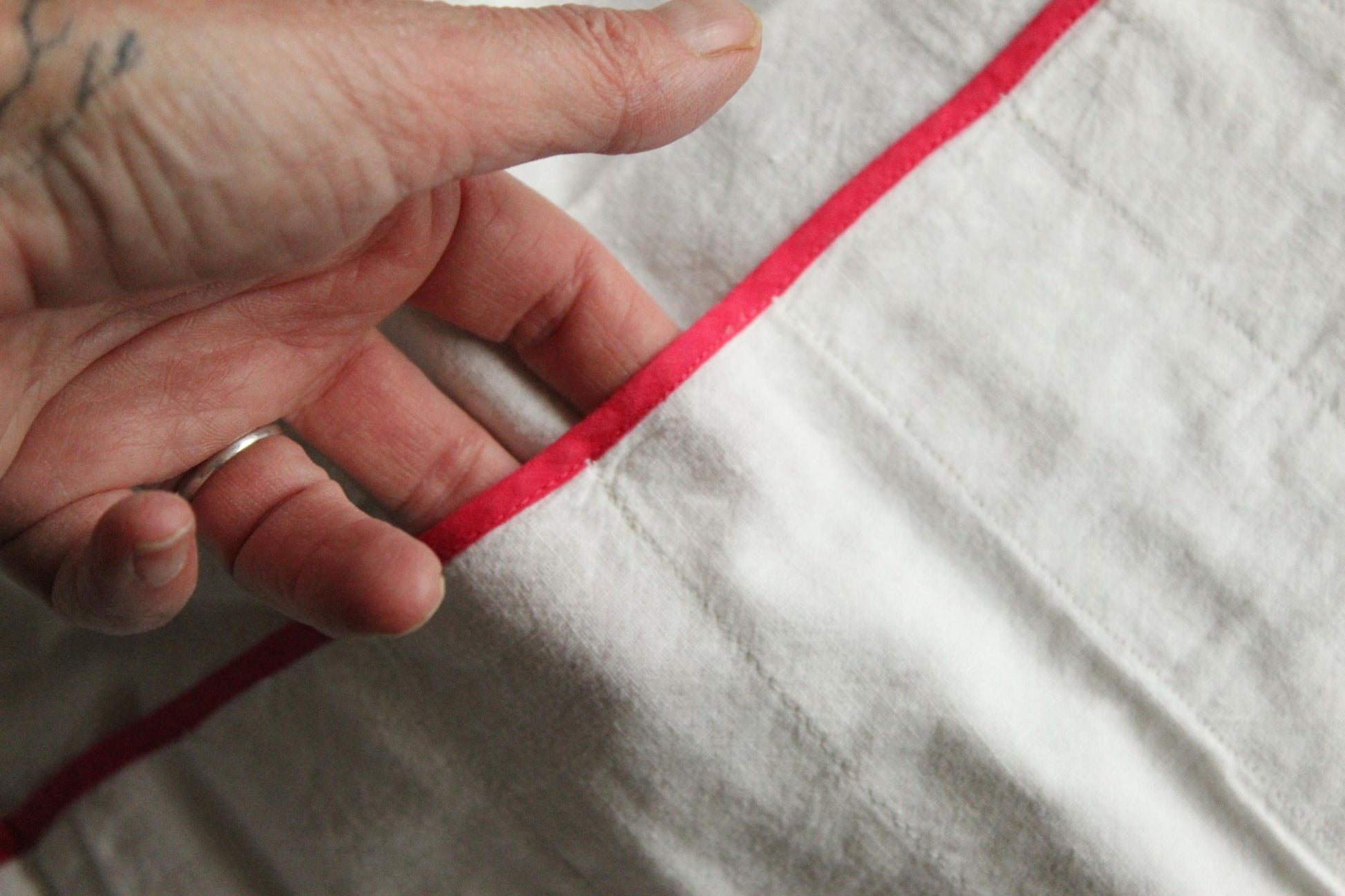 Vintage 1950s White And Red Fork Pocket