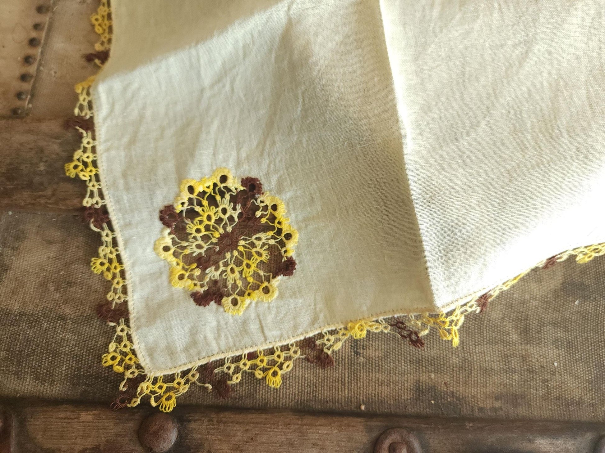 Vintage 1960s Hand Tatted Lace on Pale Yellow Linen Handkerchief