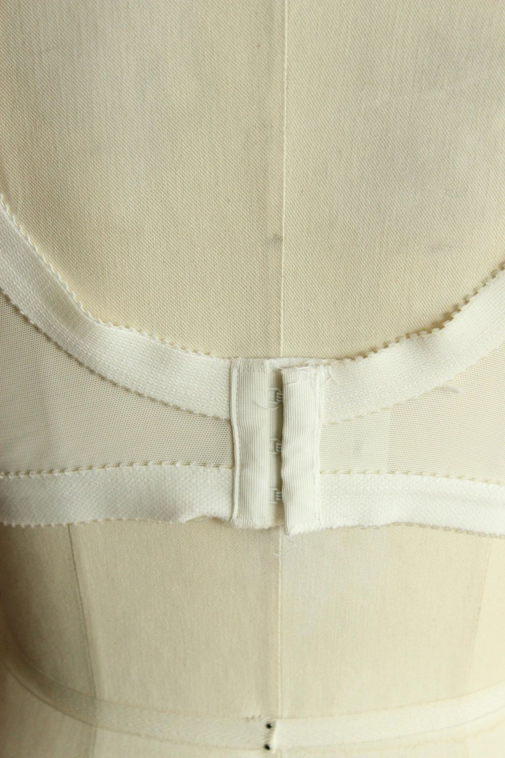 Vintage 1980s 1990s Bra, White 36C, Playtex Cross Your Heart #754