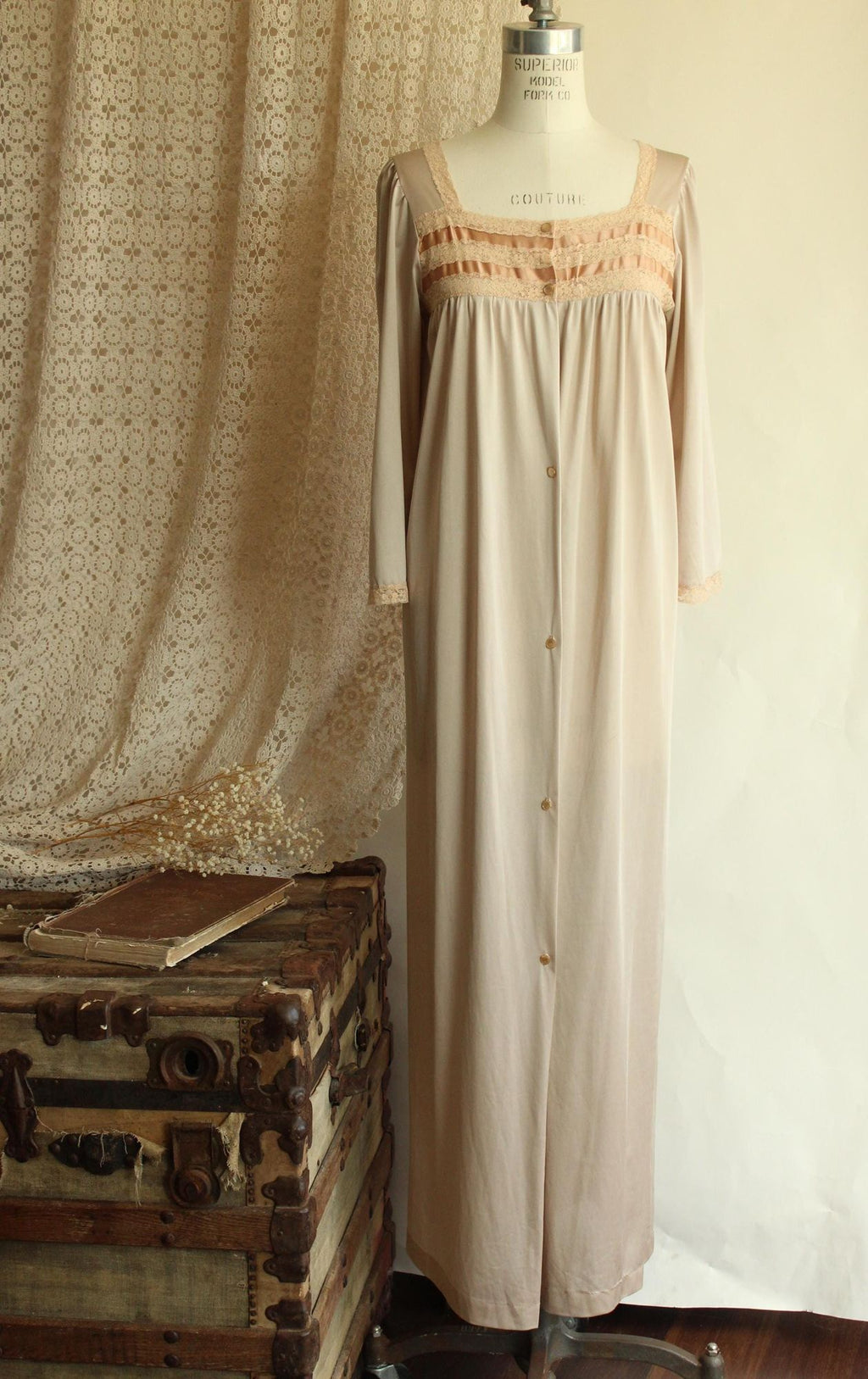 Vintage 1970s Brown Peignoir Robe with Pockets by Lorraine