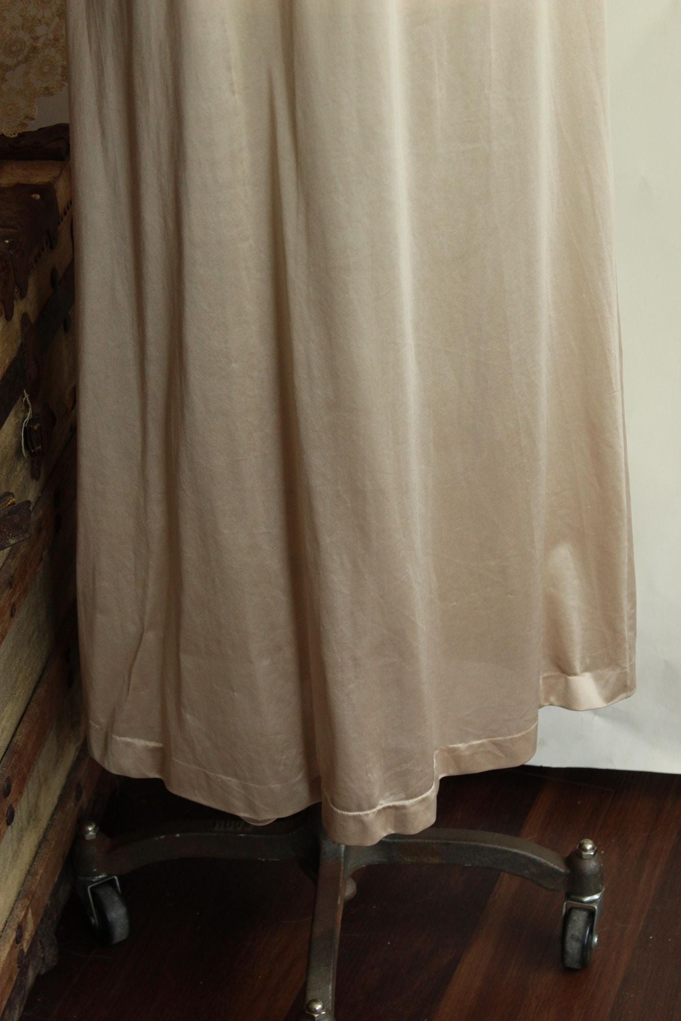 Vintage 1970s Brown Peignoir Robe with Pockets by Lorraine
