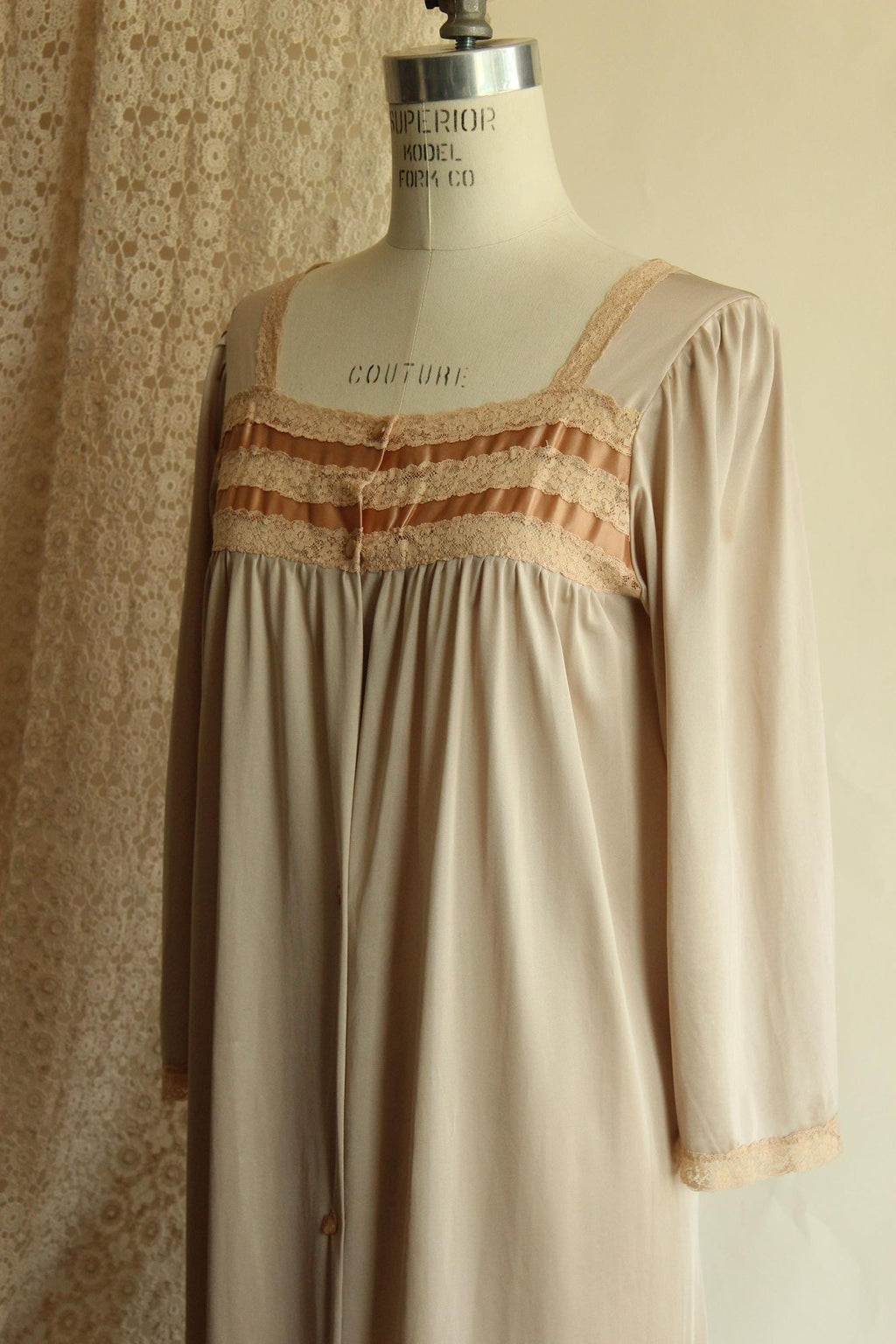 Vintage 1970s Brown Peignoir Robe with Pockets by Lorraine