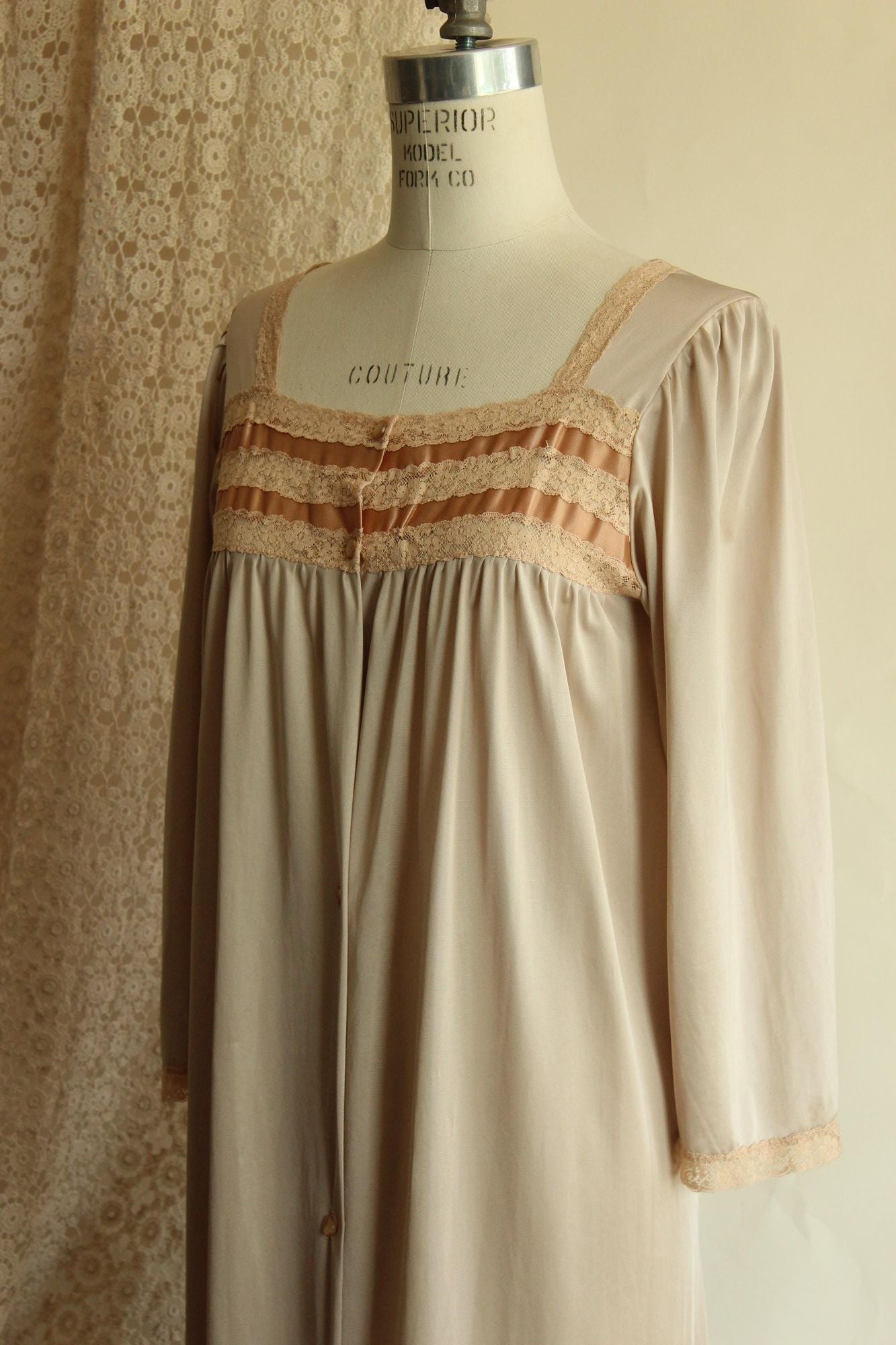 Vintage 1970s Brown Peignoir Robe with Pockets by Lorraine