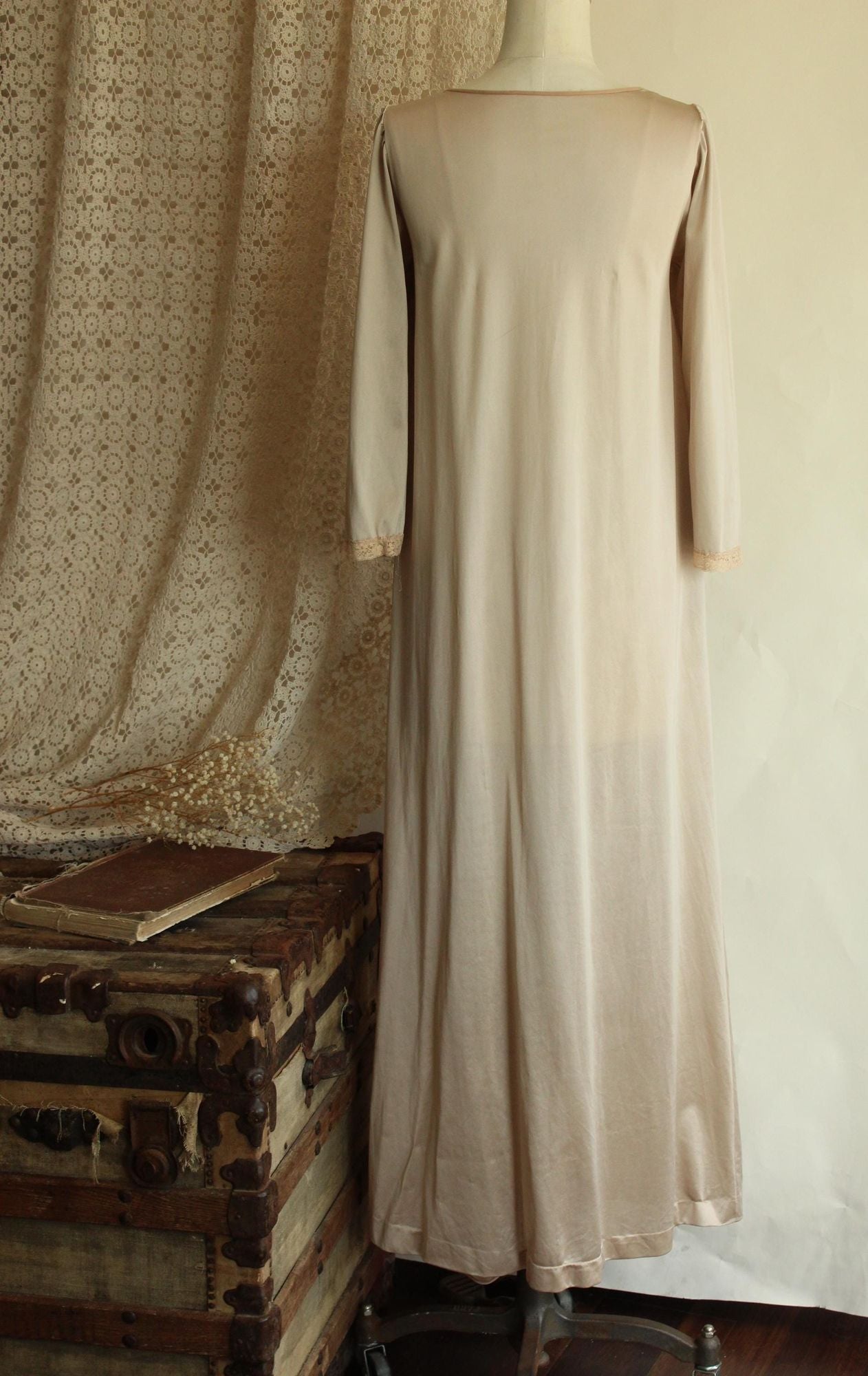Vintage 1970s Brown Peignoir Robe with Pockets by Lorraine