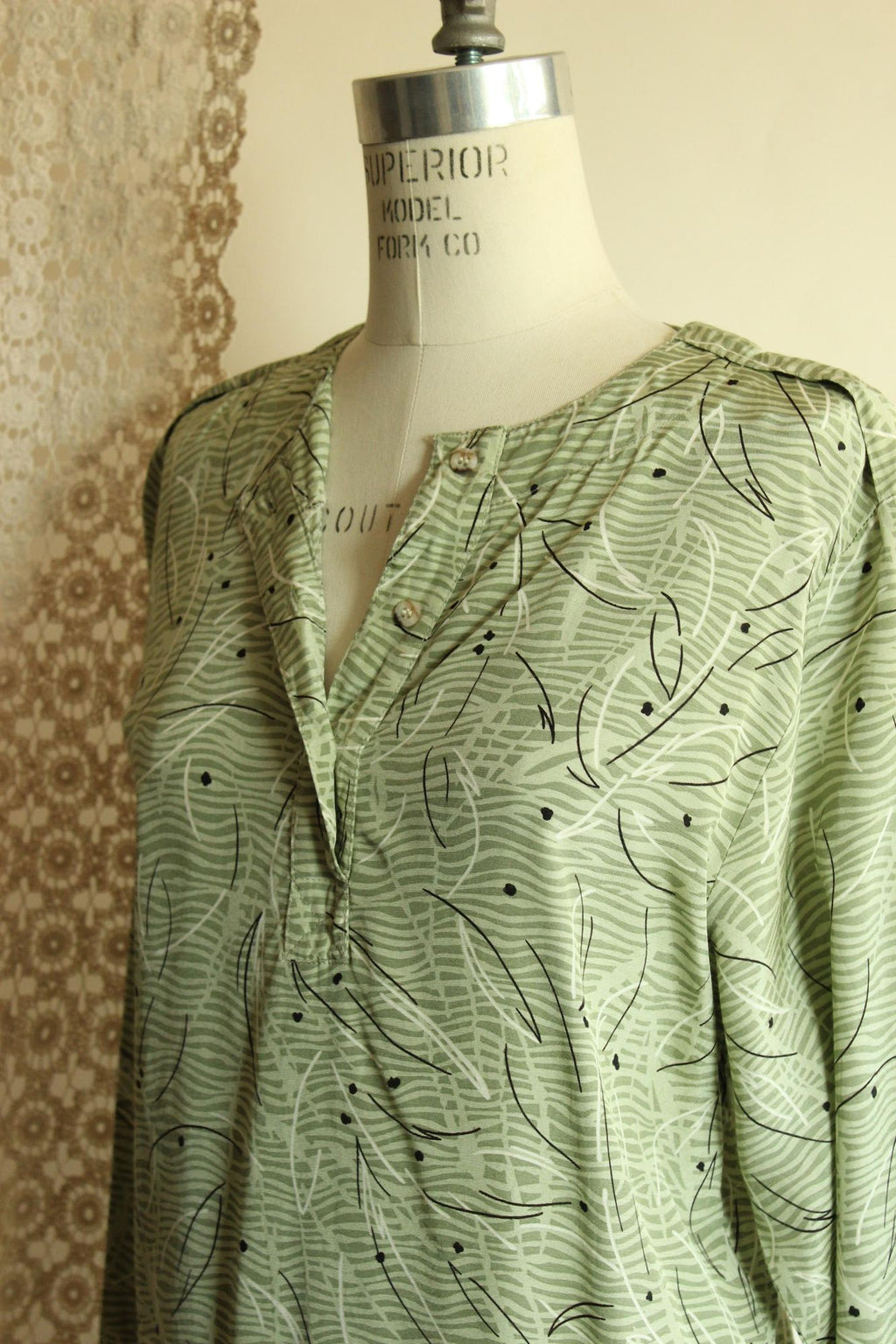 Vintage 1980s 1990s Notations Green and Black Tunic