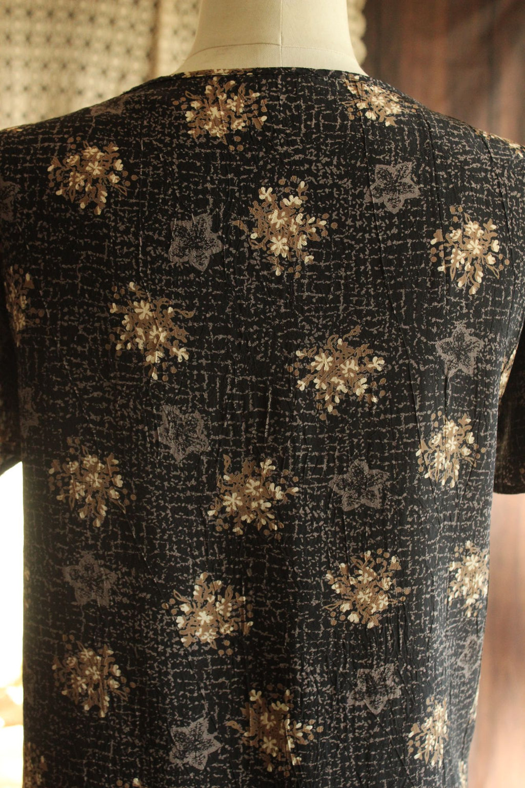 Vintage 1990s Black and Gold and Gray Floral Print Top