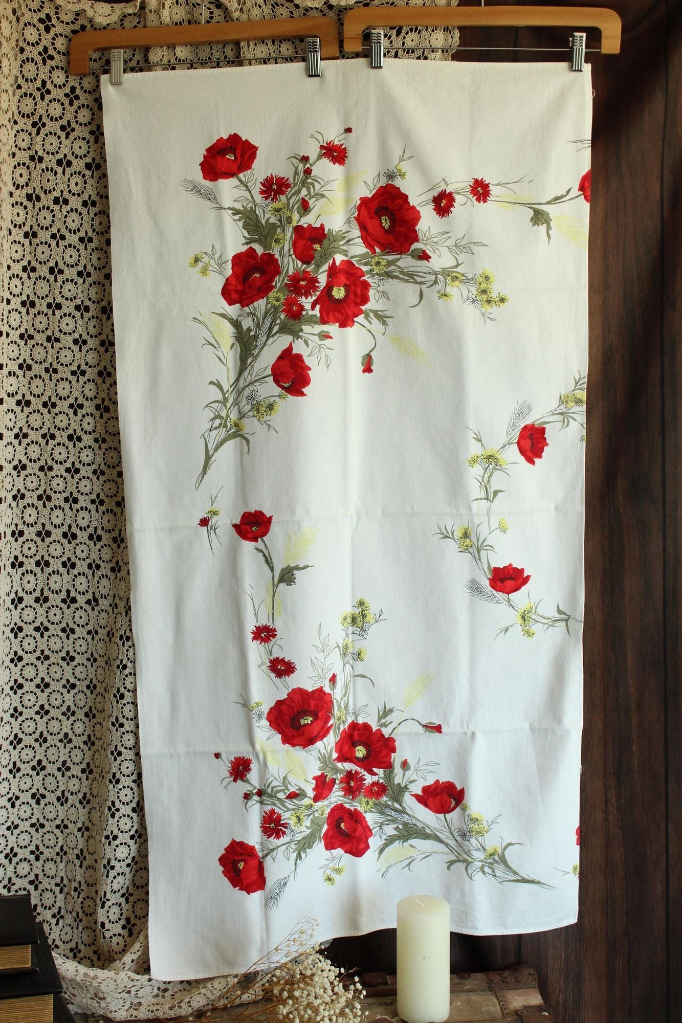 Vintage 1950s Red Poppy Flower Print Table Topper