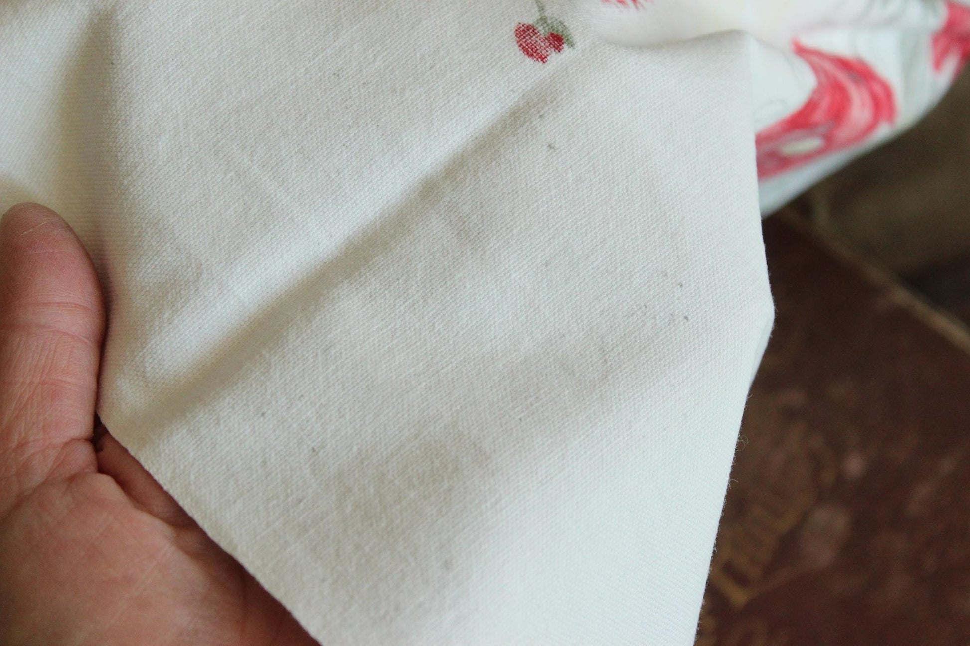 Vintage 1950s Red Poppy Flower Print Table Topper