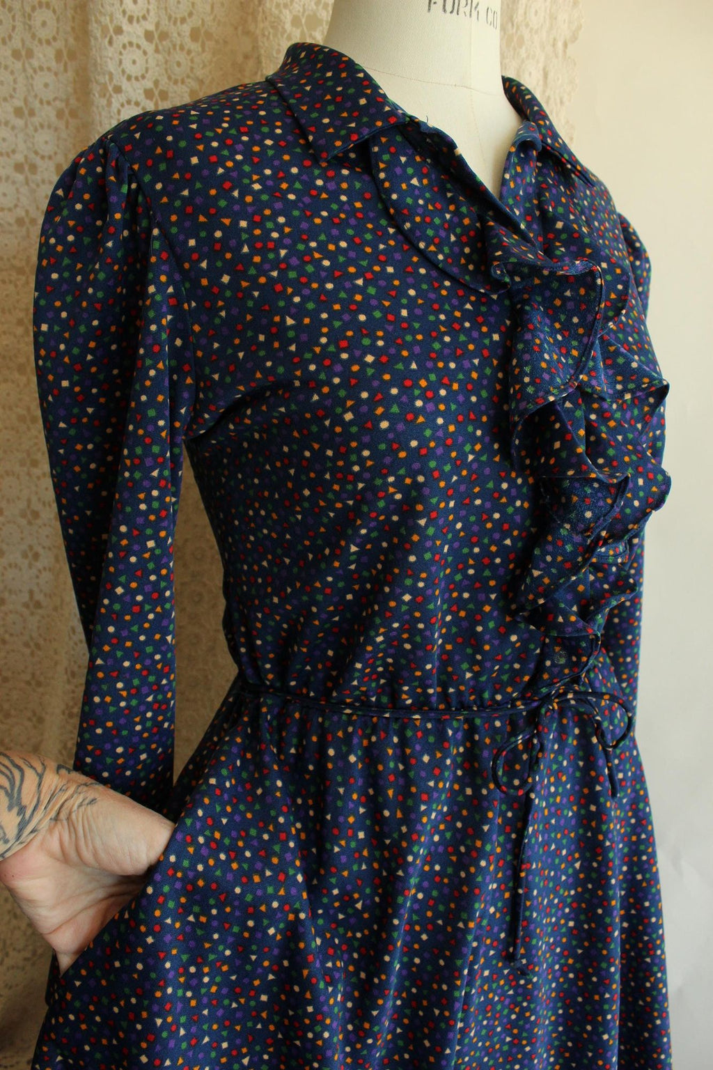 Vintage 1970s Dress with Pockets and Tie Belt by JC Penney