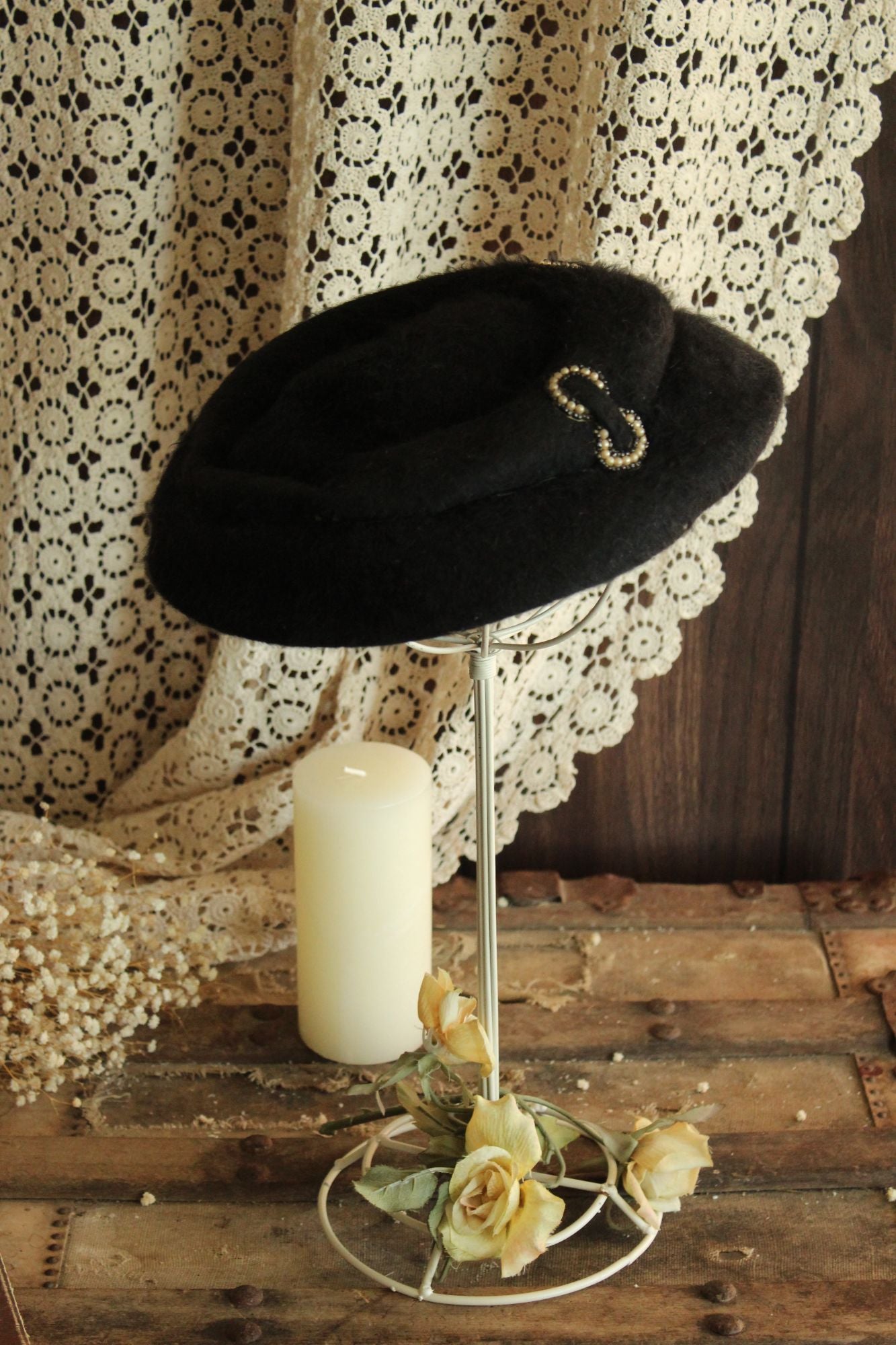 Vintage 1940s Black Plate Hat with Faux Pearls