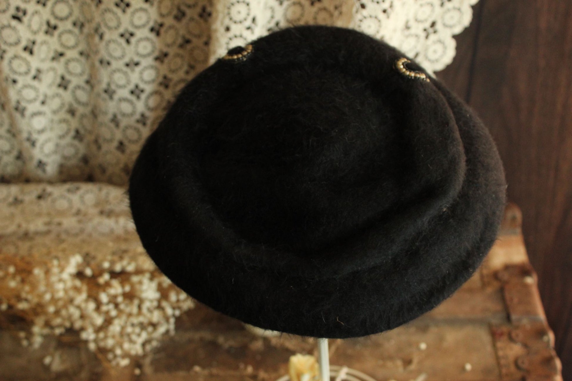 Vintage 1940s Black Plate Hat with Faux Pearls