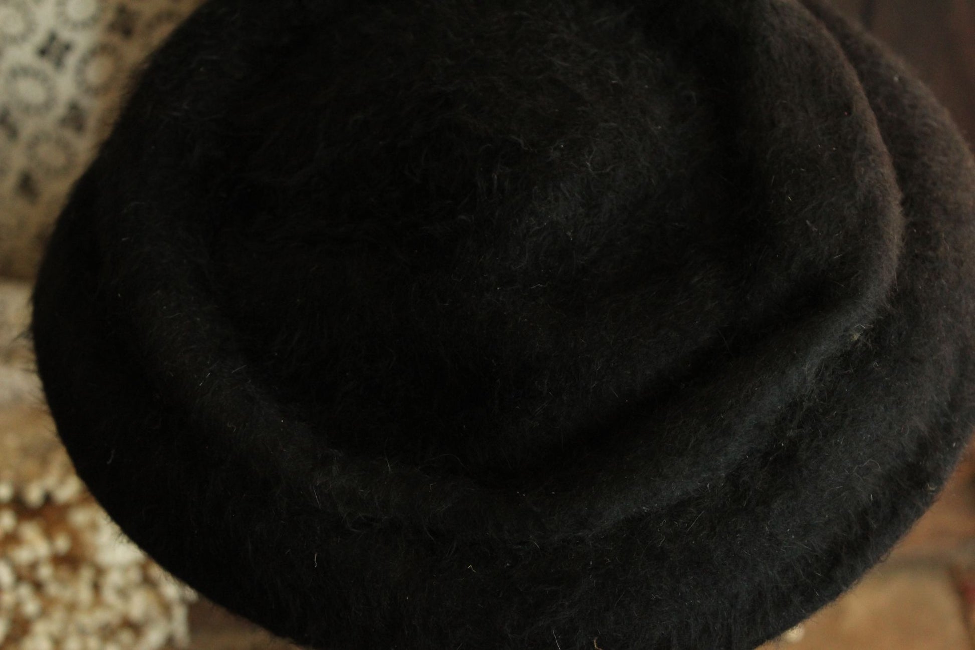 Vintage 1940s Black Plate Hat with Faux Pearls