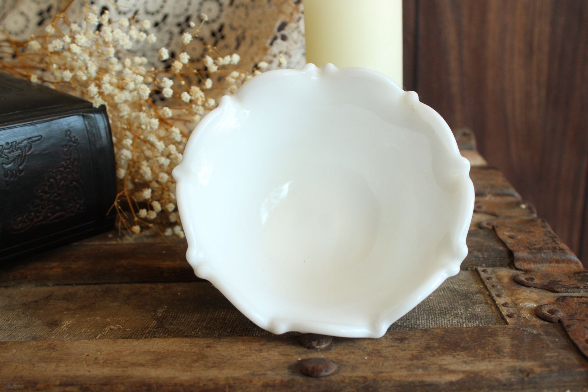 Vintage 1950s Hobnail Milk Glass Bowl