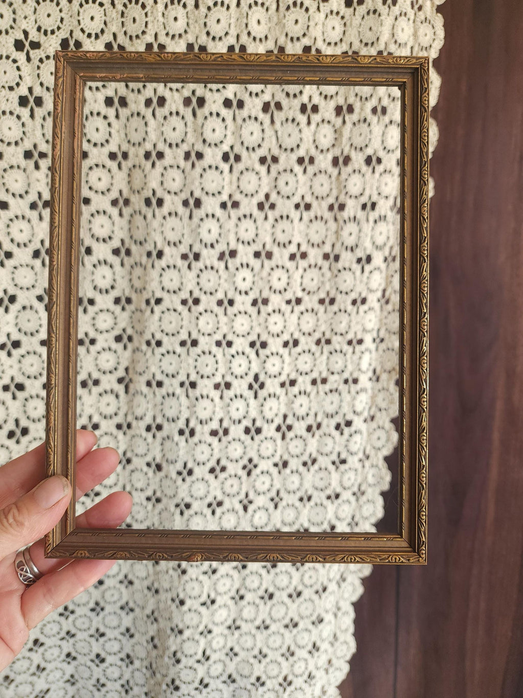 Vintage 1950s 6x9" Wood Frame in an Antique Victorian Style
