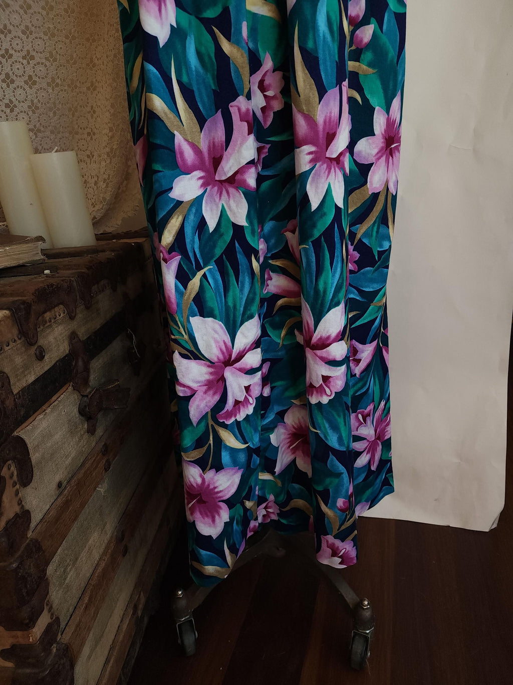 Vintage 1990s Hilo Hattie Mumu Dress with Pocket