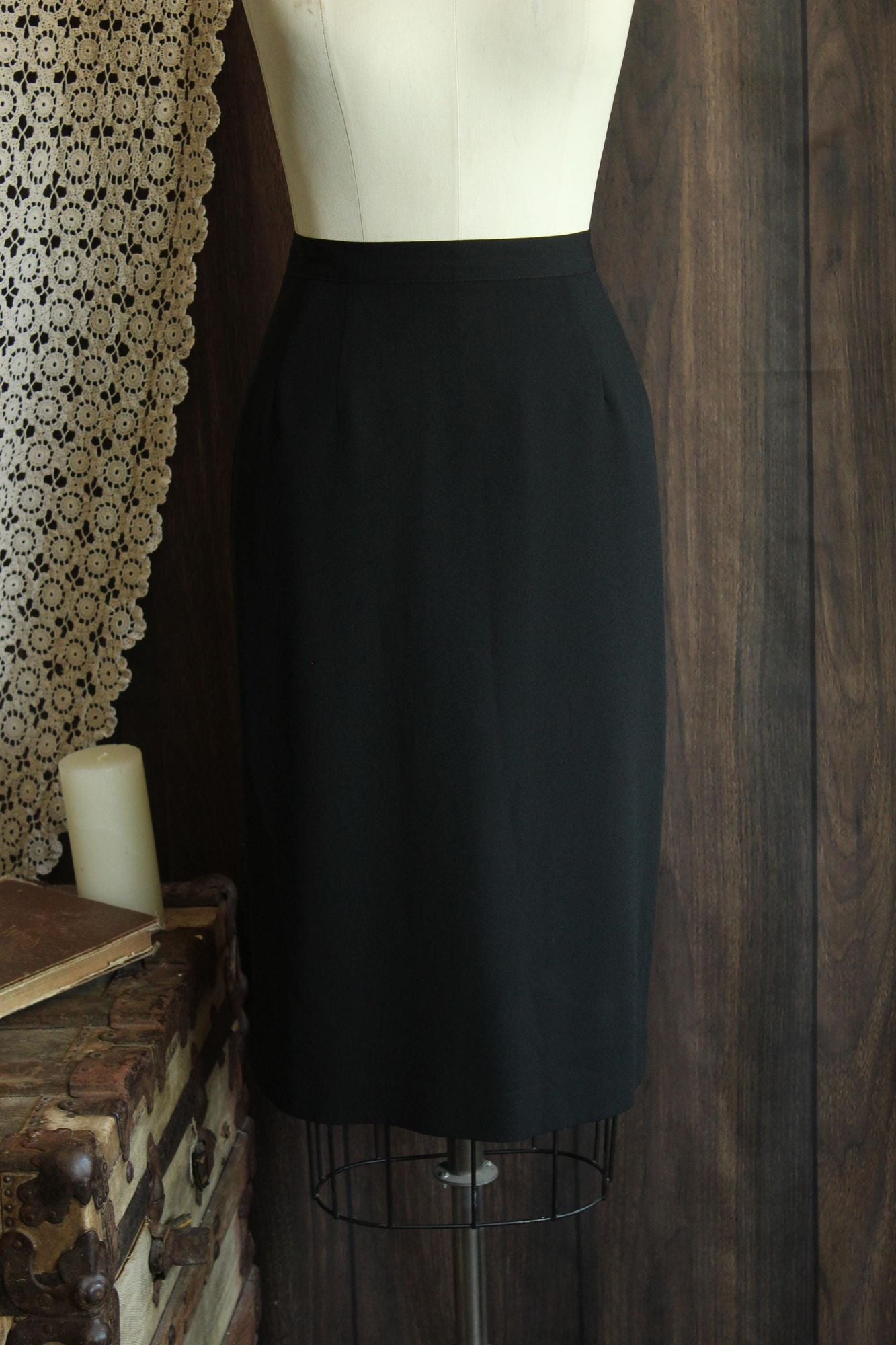 Vintage 1990s 2000s  Kasper and Co Knee Length Pencil Skirt