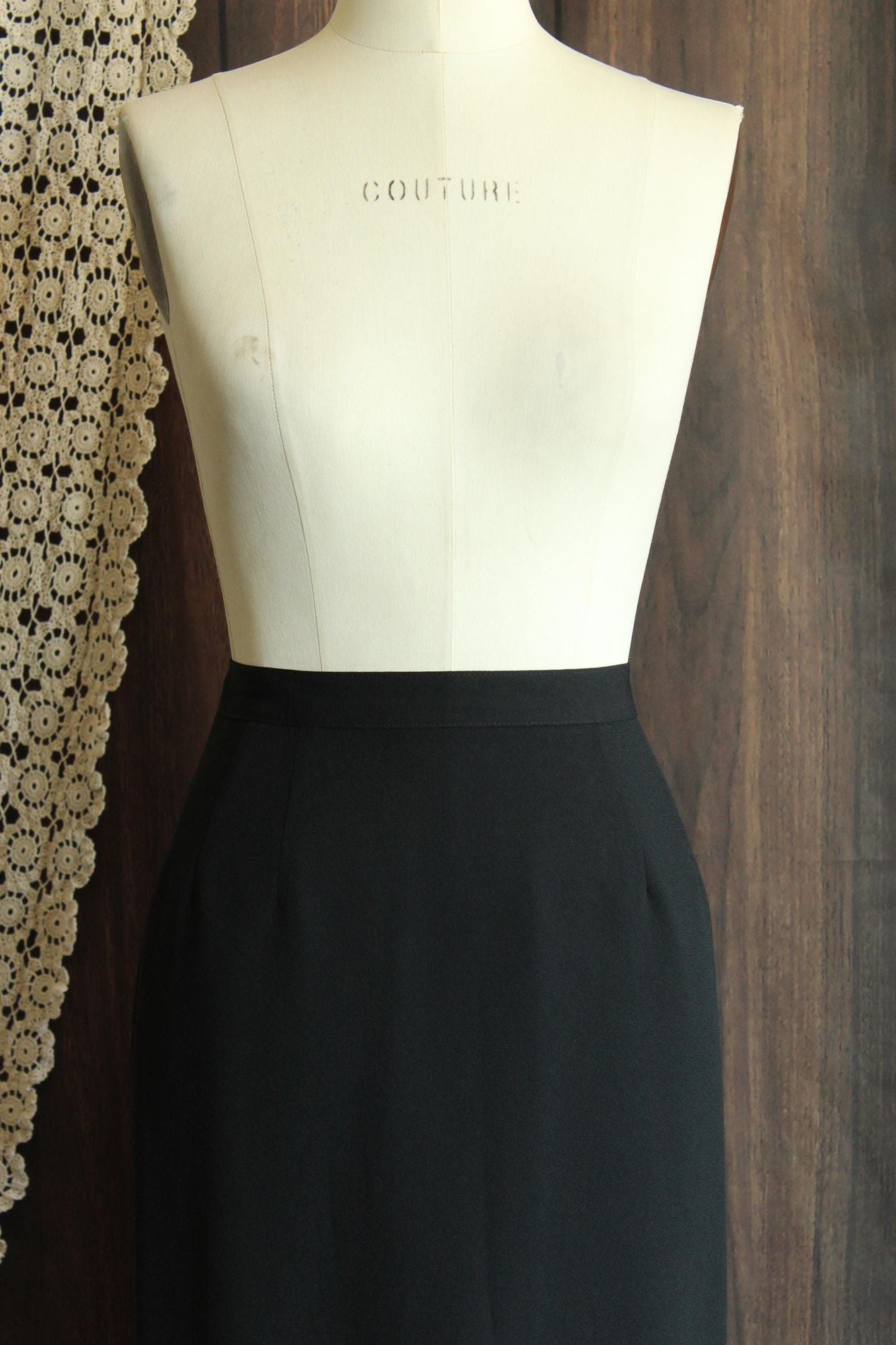 Vintage 1990s 2000s  Kasper and Co Knee Length Pencil Skirt