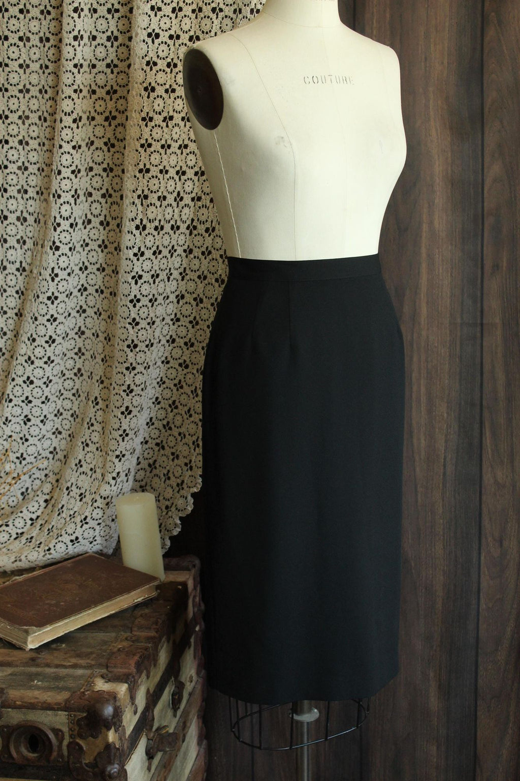 Vintage 1990s 2000s  Kasper and Co Knee Length Pencil Skirt
