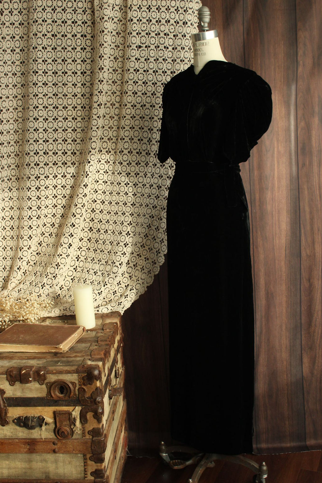 Vintage 1930s Kiviette Black Velvet Haute Couture Gown