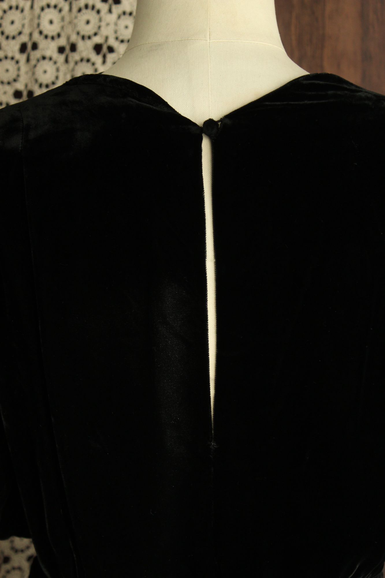 Vintage 1930s Kiviette Black Velvet Haute Couture Gown