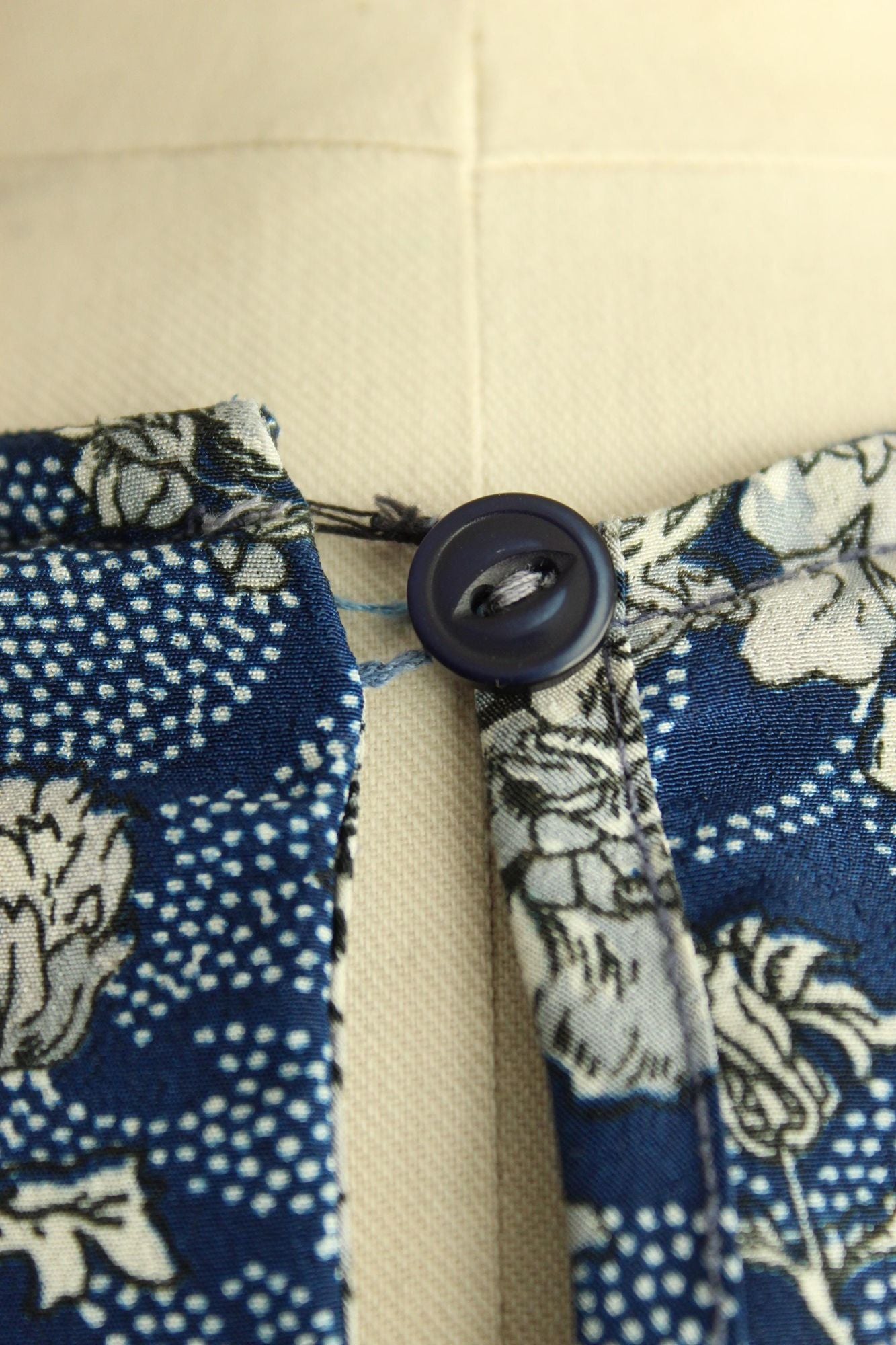 Vintage 1990s Norton McNaughton Blue And White Floral Print Top