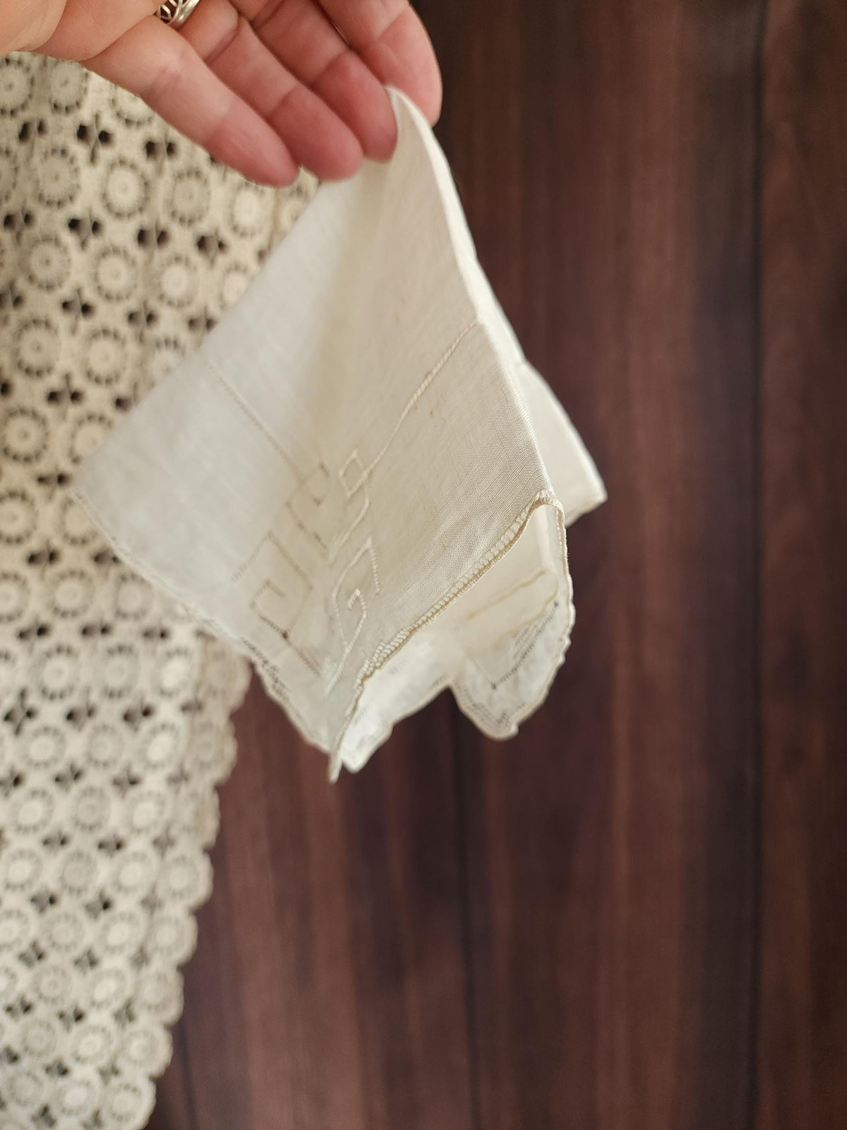 Vintage 1910s Handkerchief in Embroidered Linen with Drawn Thread Openwork