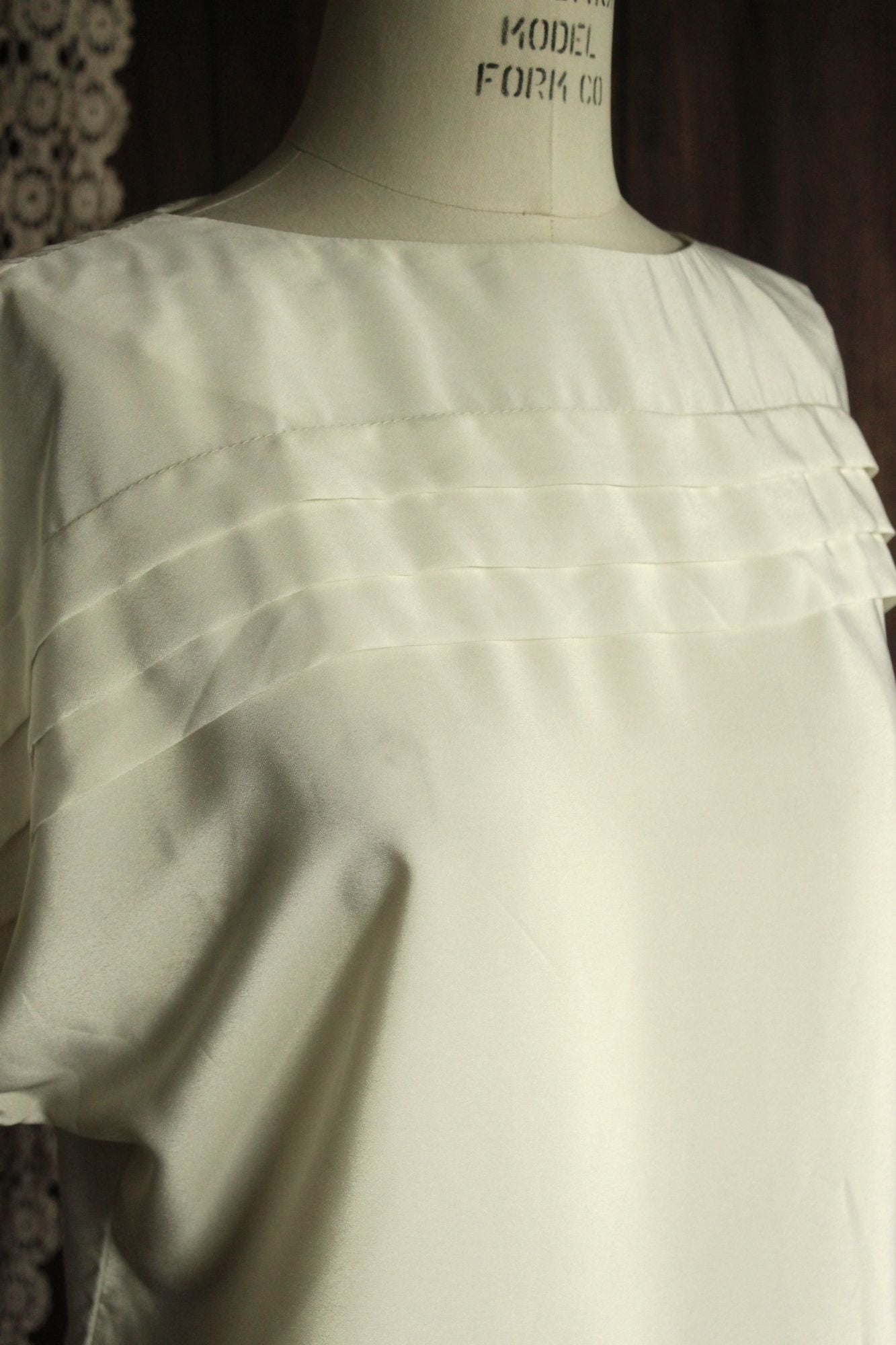 Vintage 1980s NWT Kaki Roberts Winter White Blouse