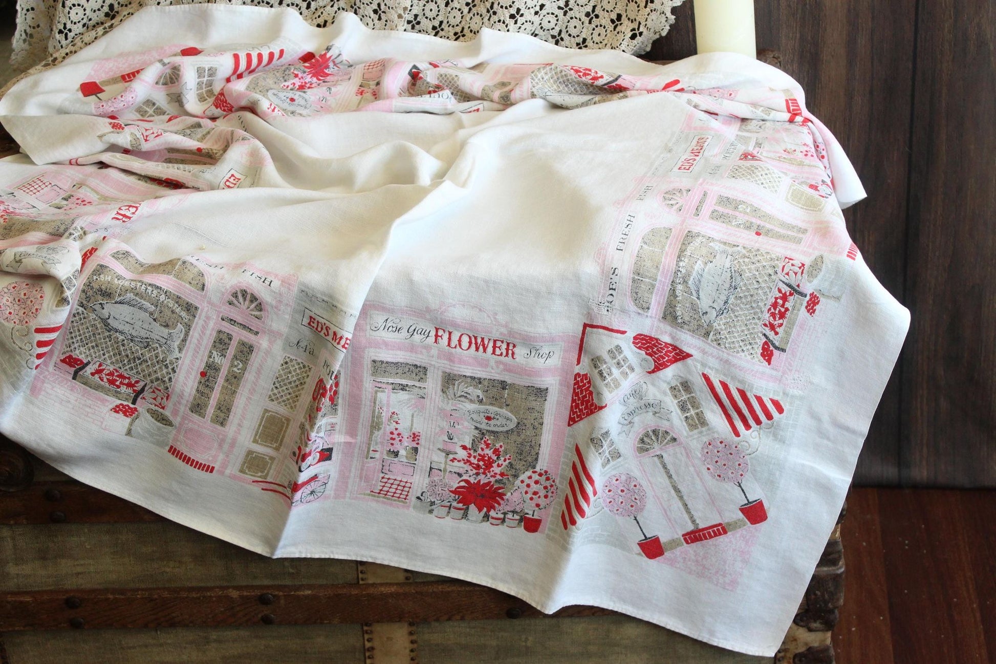 Vintage 1950s Novelty Storefront Print White Linen Tablecloth