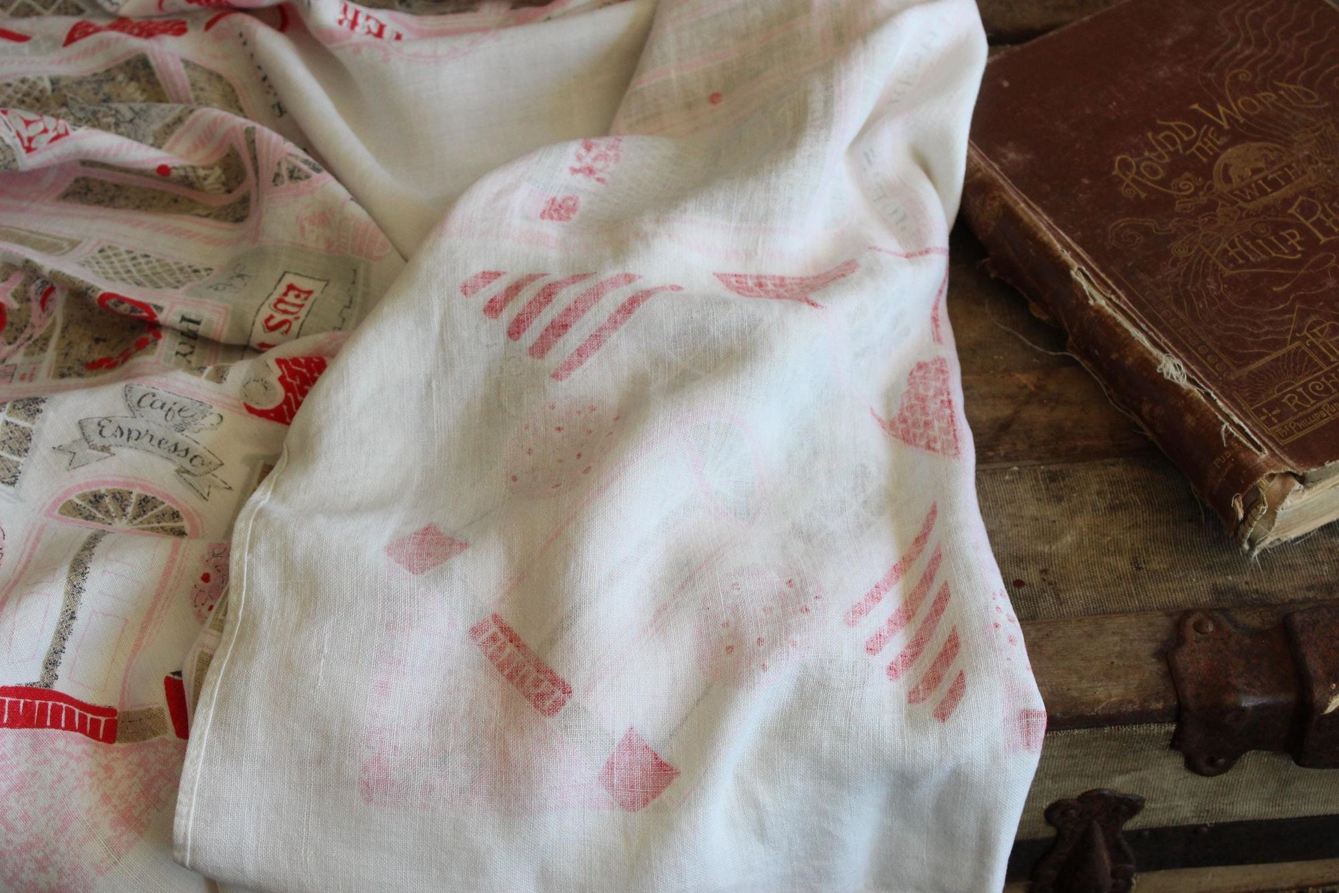 Vintage 1950s Novelty Storefront Print White Linen Tablecloth