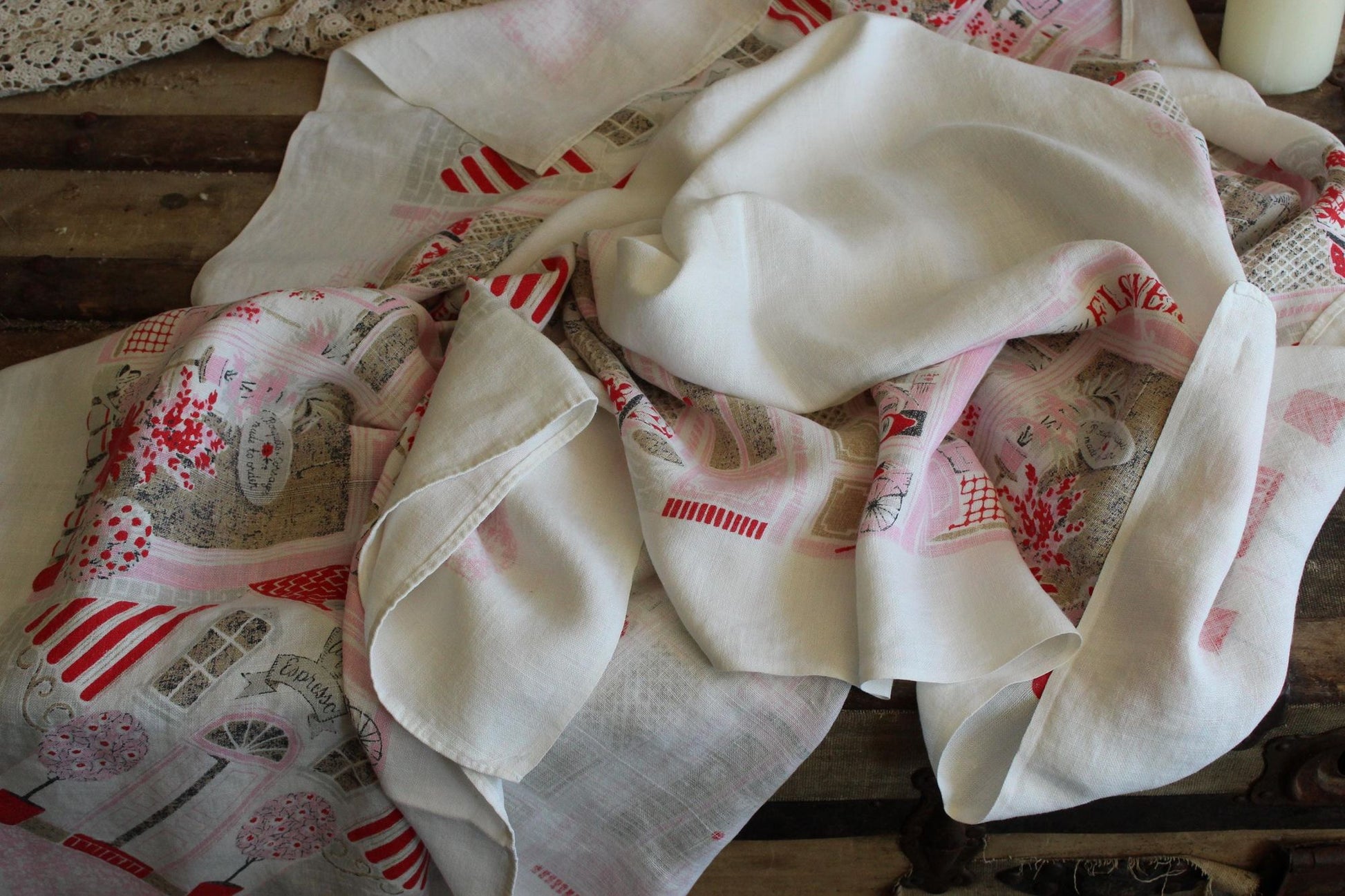 Vintage 1950s Novelty Storefront Print White Linen Tablecloth
