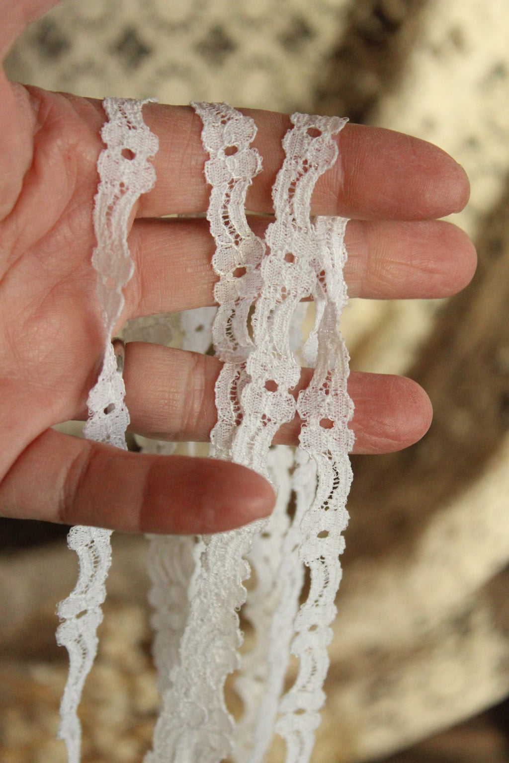Vintage White Lace Floral Trim 7/16" Wide, 4 Yards