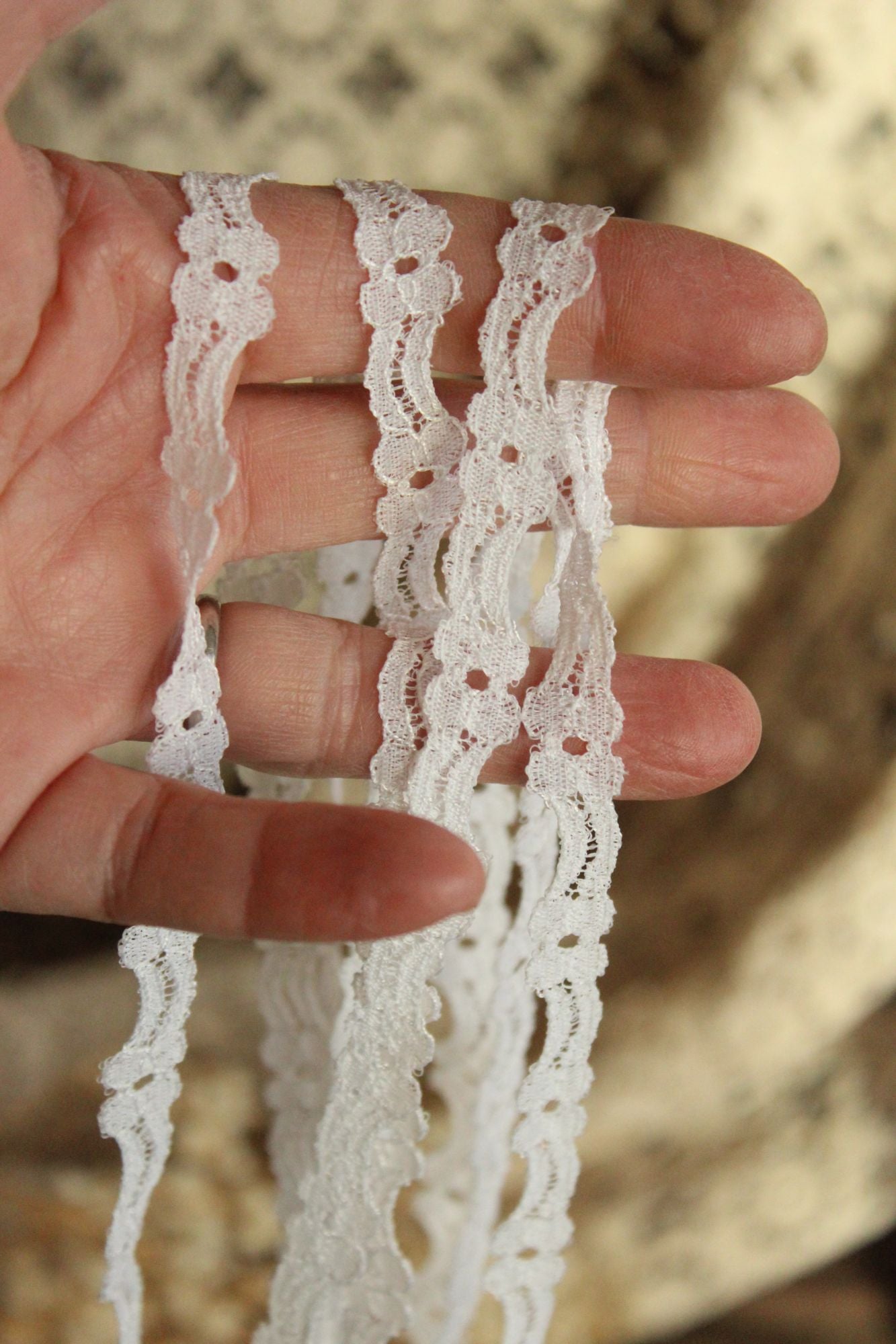 Vintage White Lace Floral Trim 7/16" Wide, 4 Yards