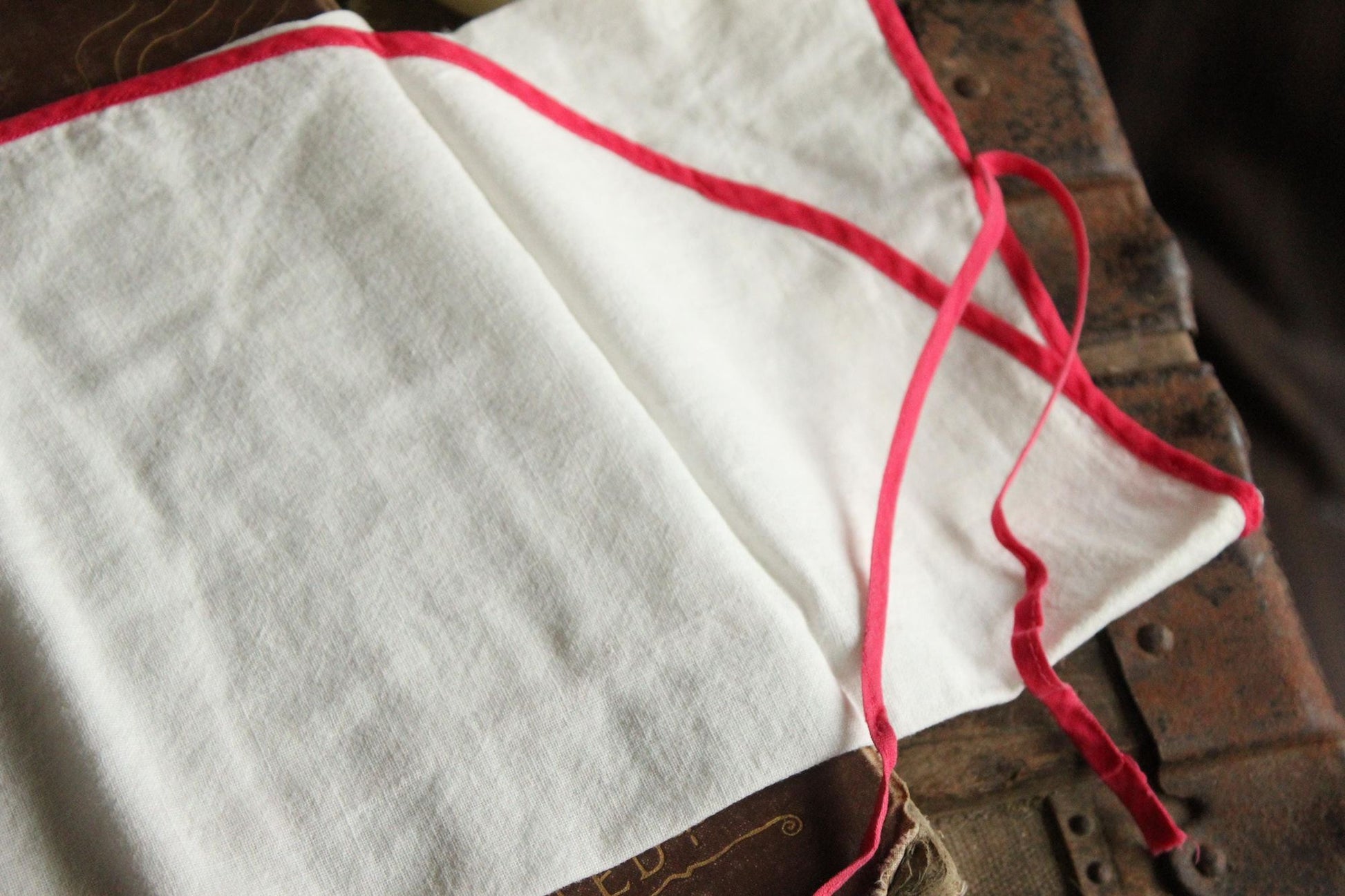 Vintage 1950s White And Red Teaspoon Pocket