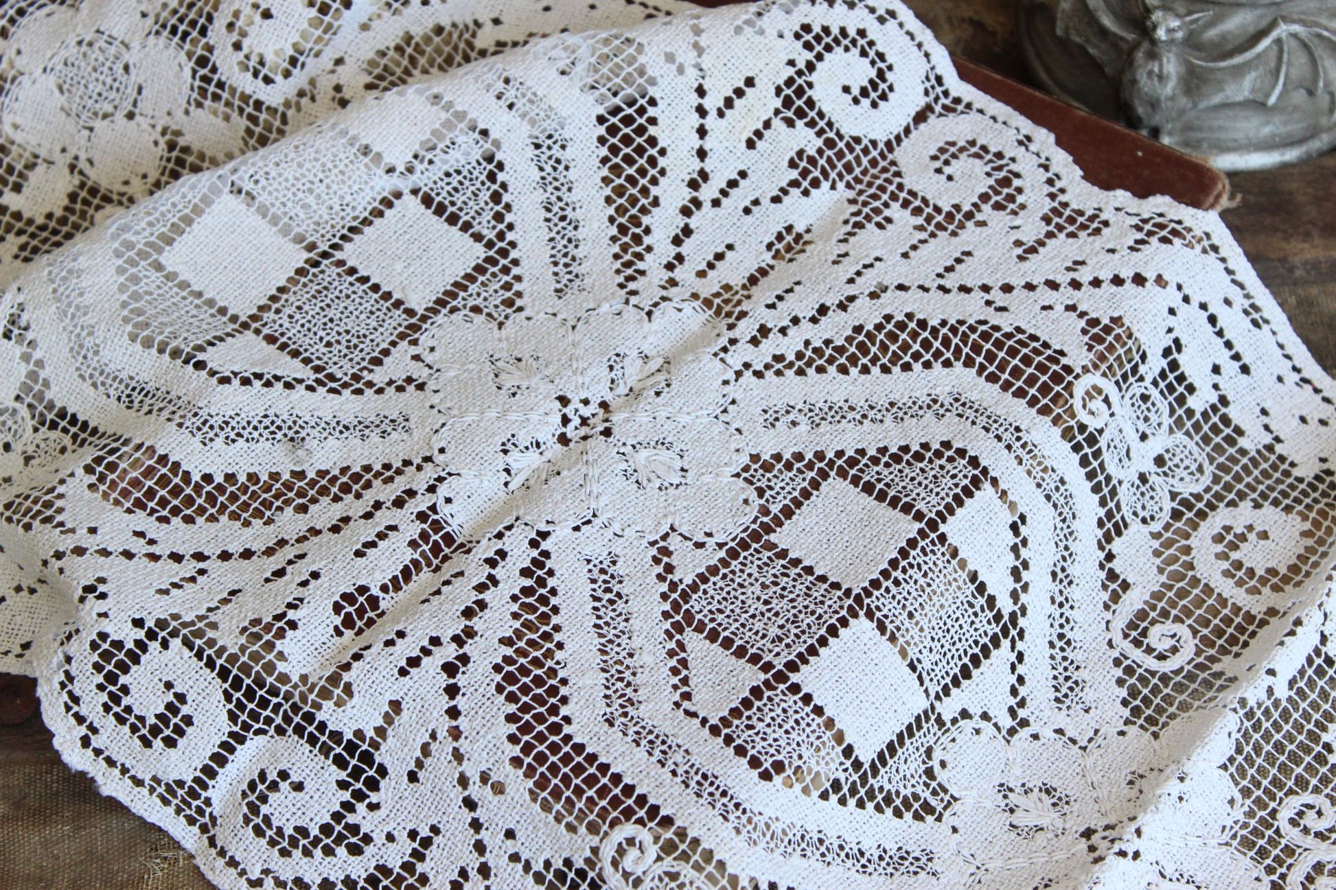 Vintage Ivory Lace Table Runner