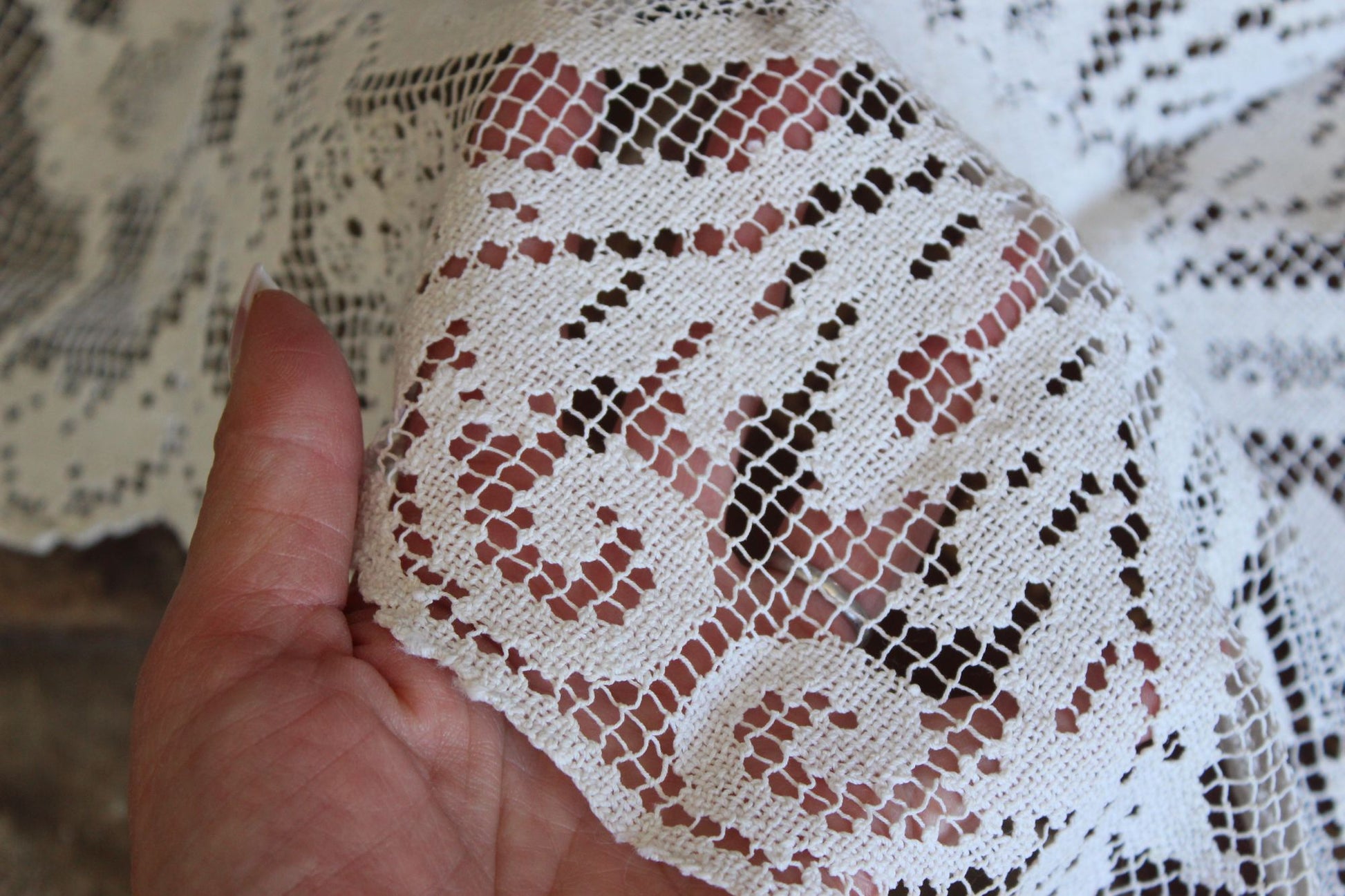 Vintage Ivory Lace Table Runner