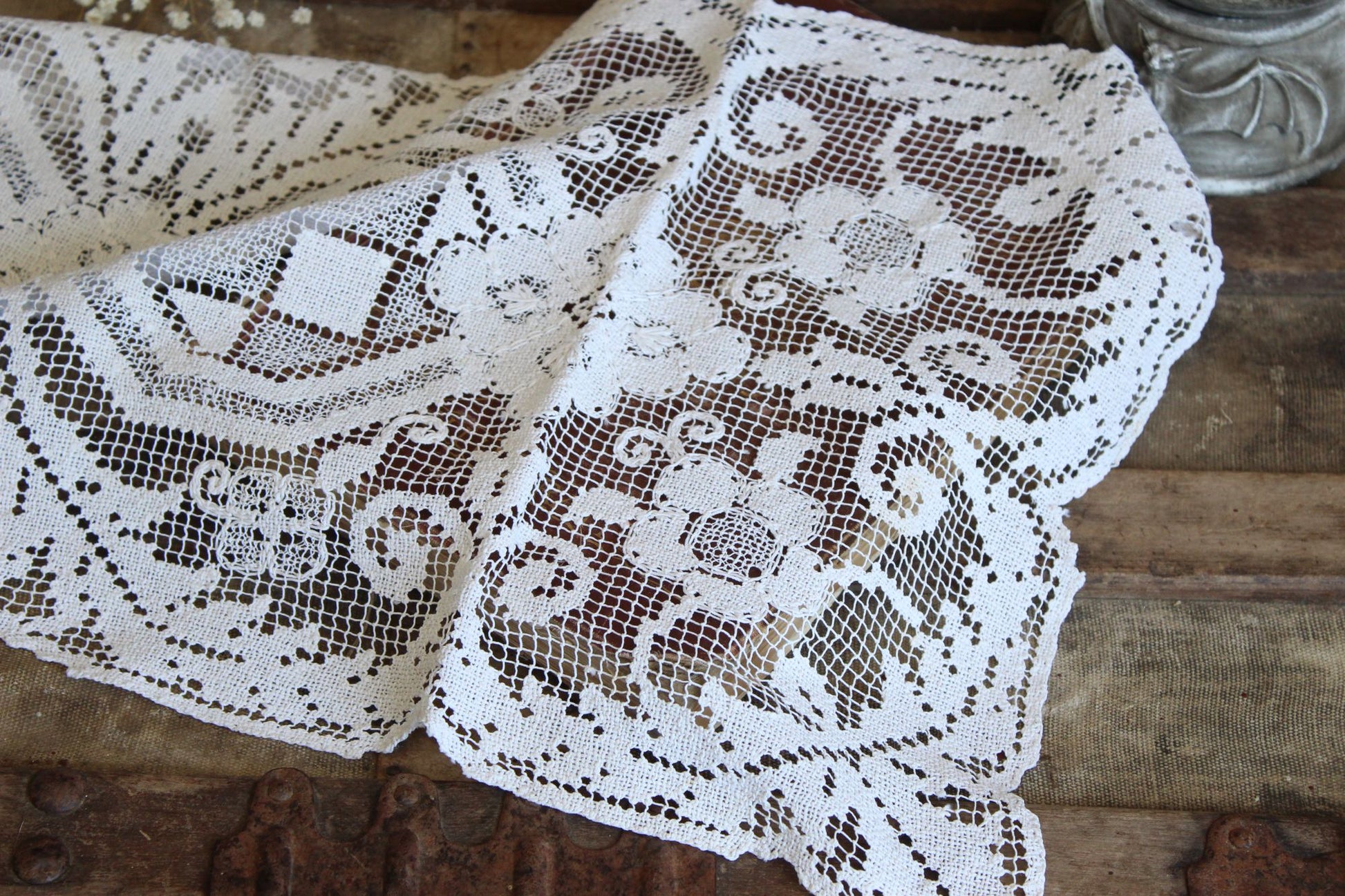 Vintage Ivory Lace Table Runner